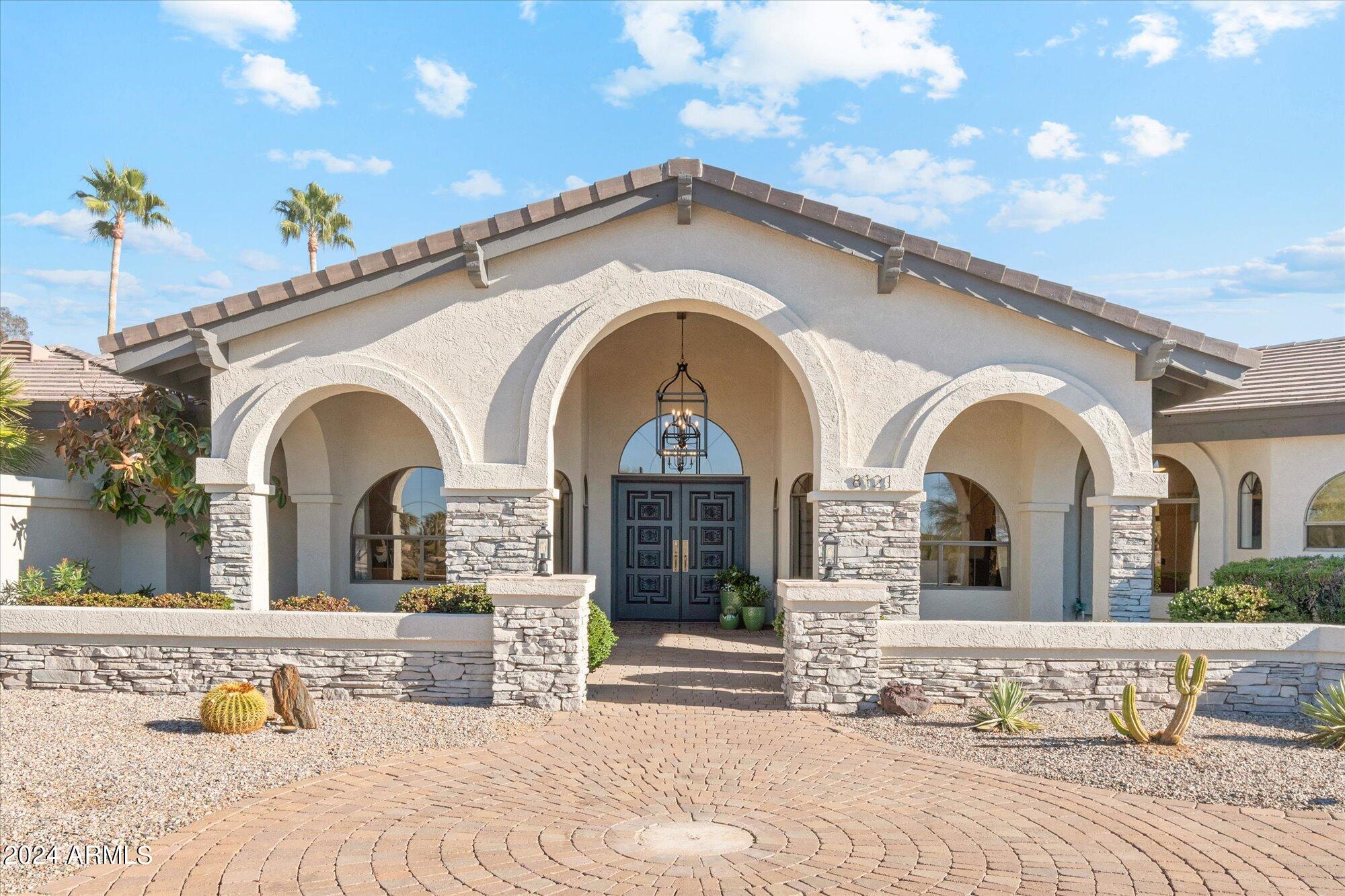 8121 E CONQUISTADORES Drive