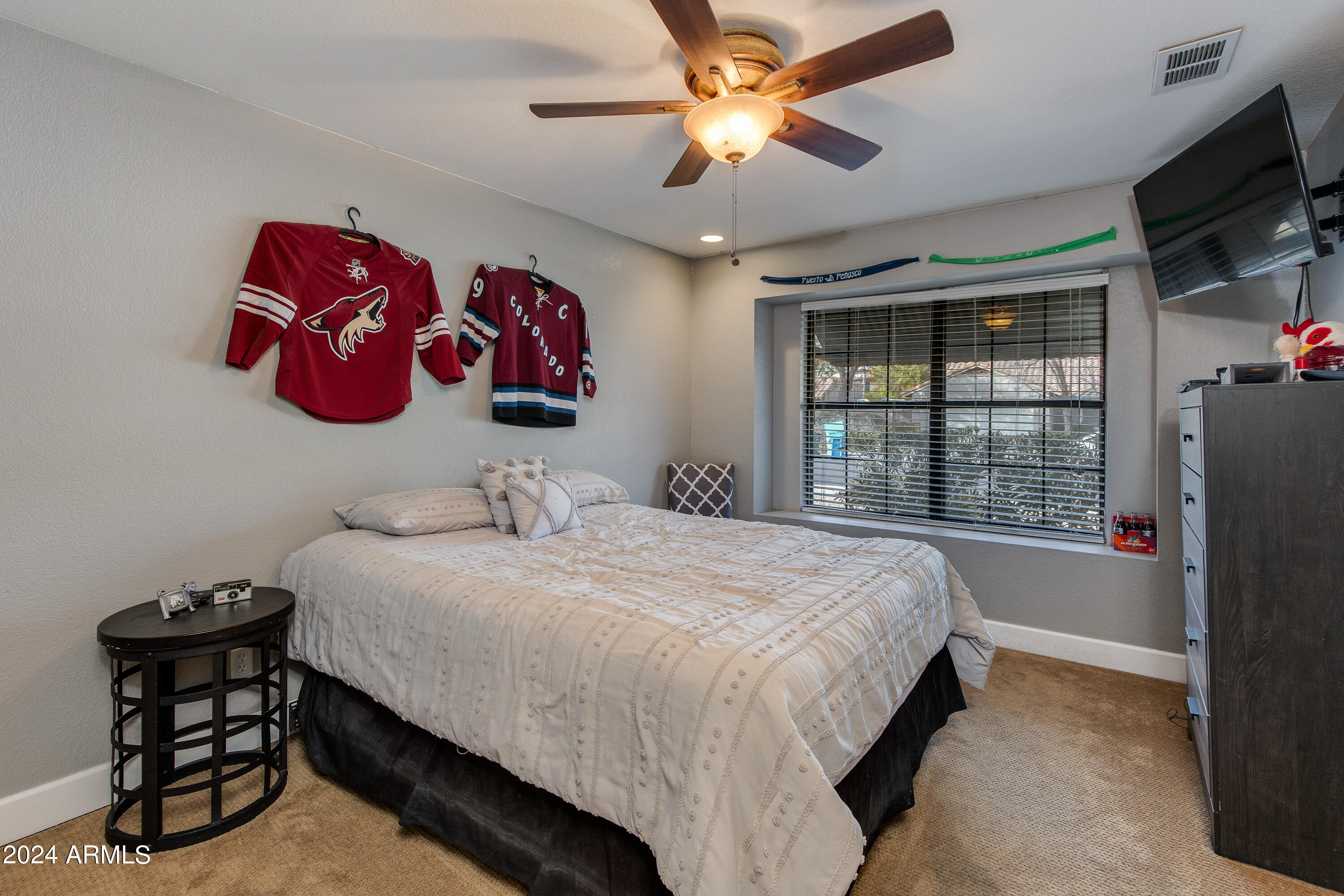 5525 E SANDRA Terrace