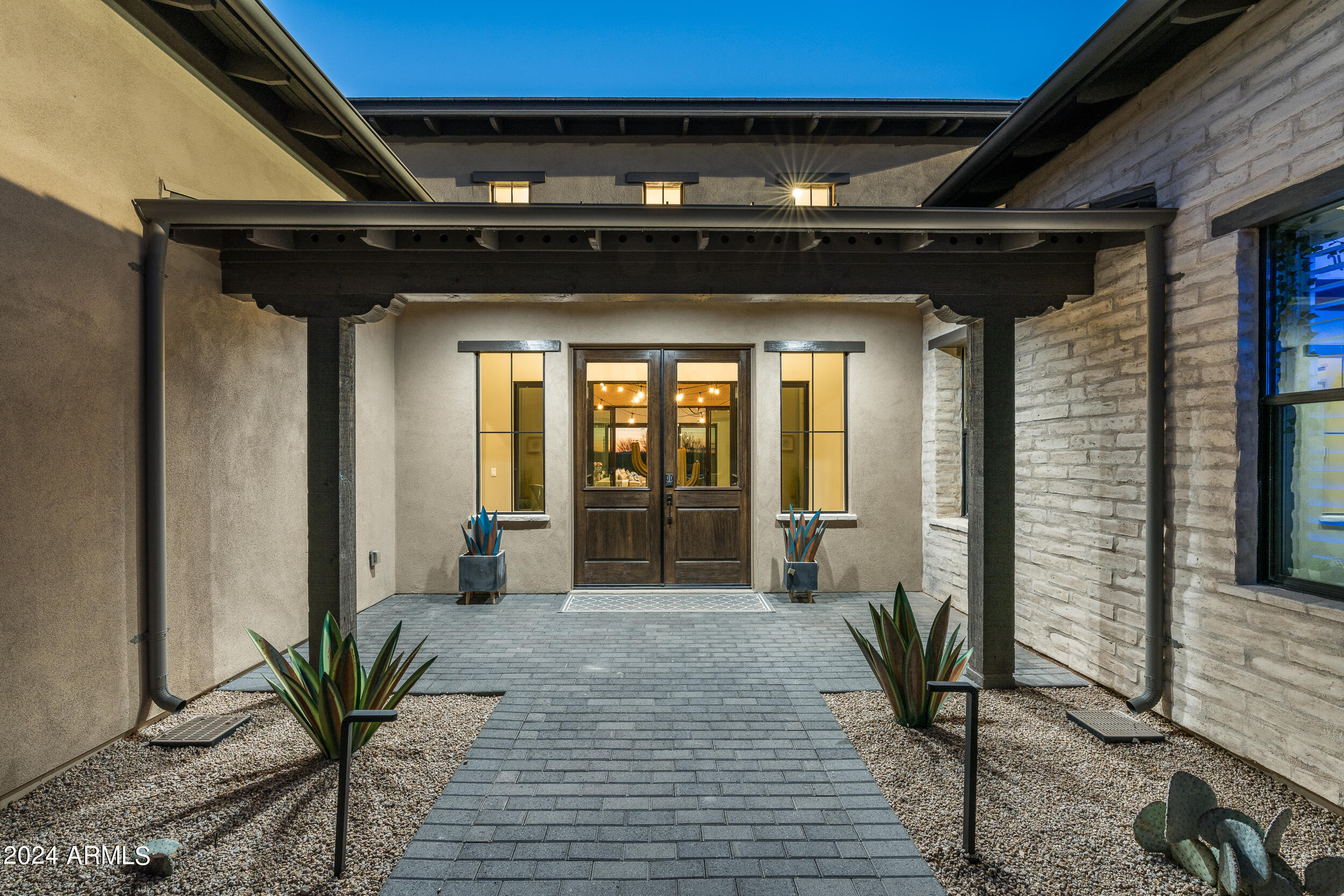 10171 E CAMELOT Court