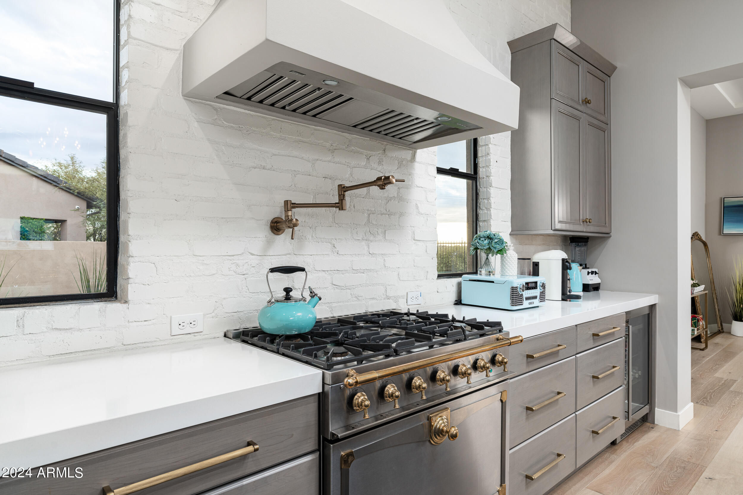 10171 E CAMELOT Court