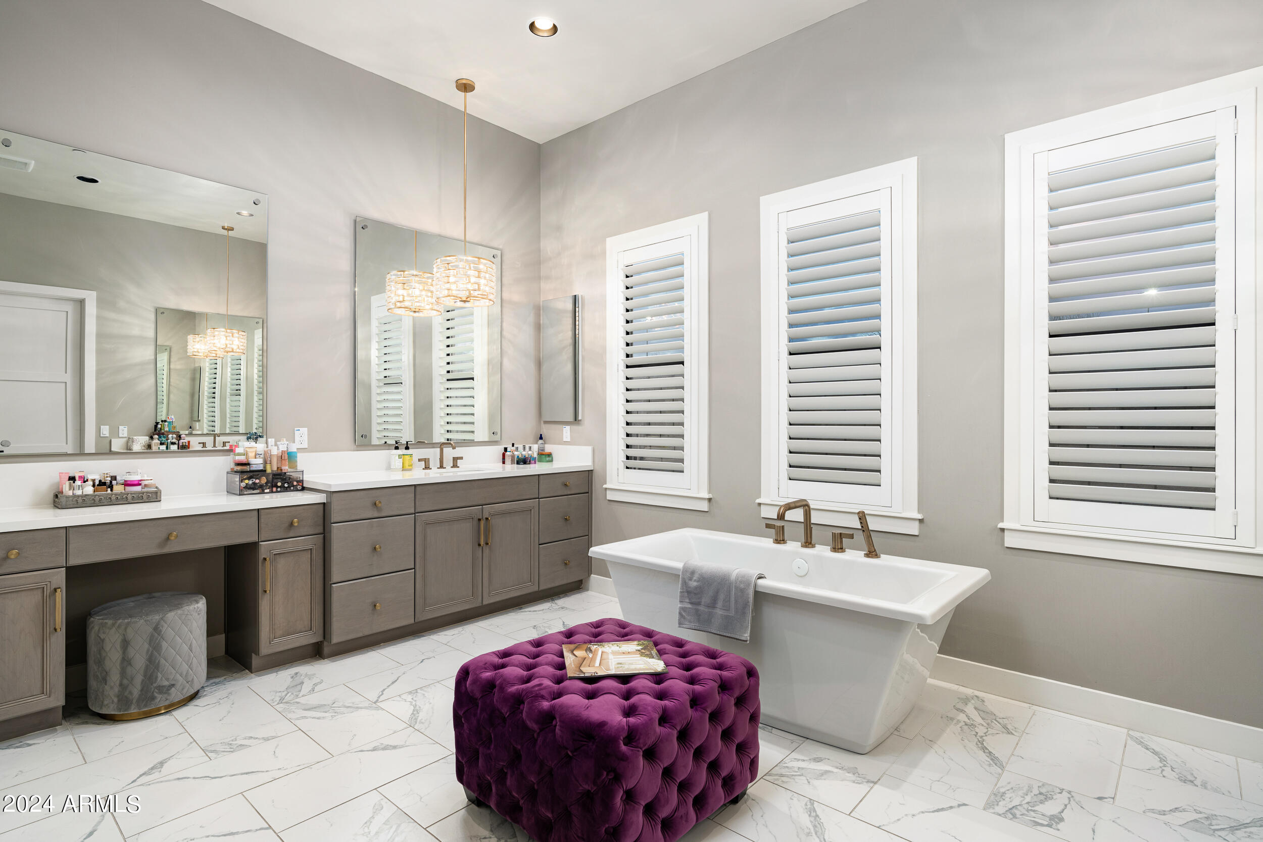 10171 E CAMELOT Court