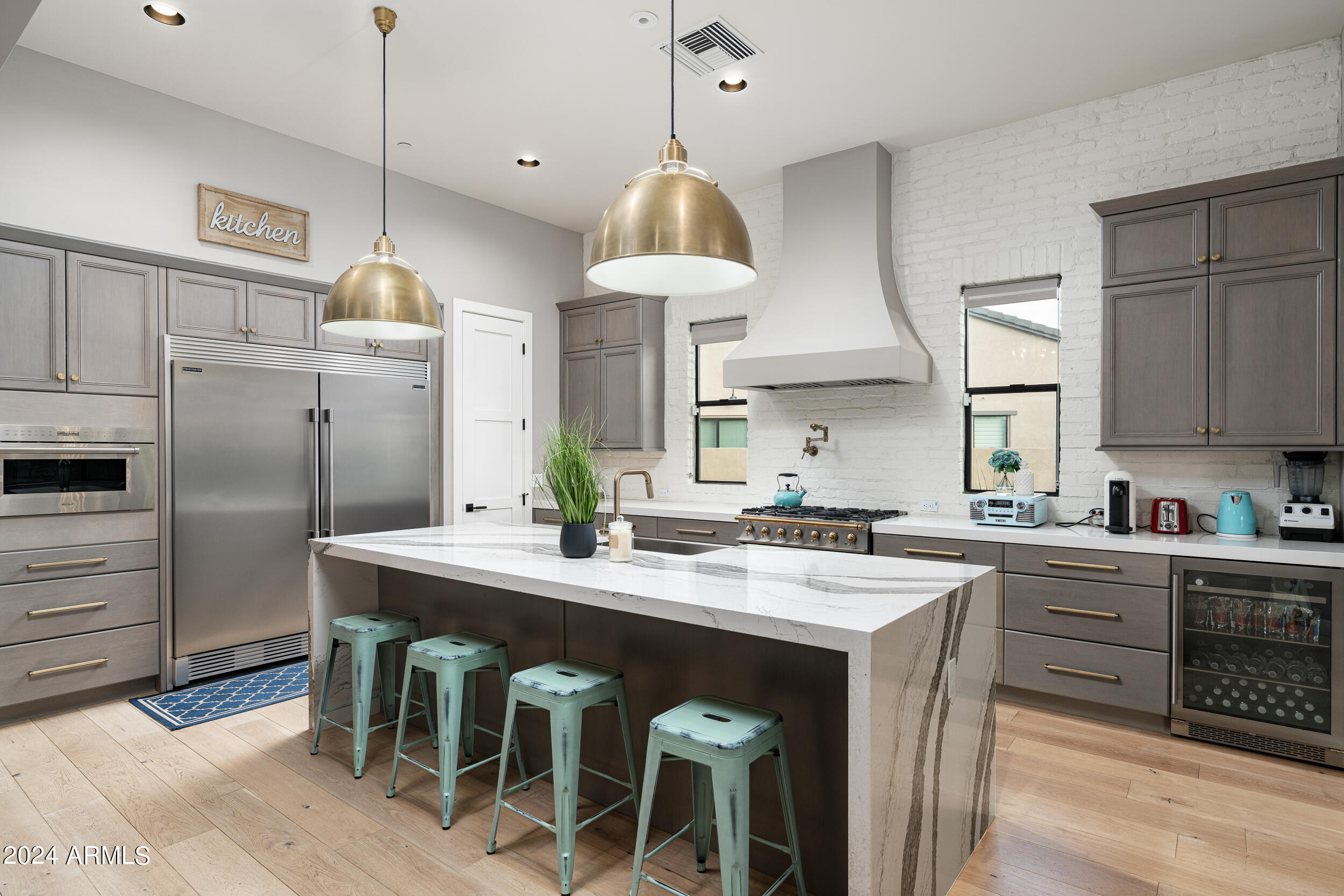 10171 E CAMELOT Court