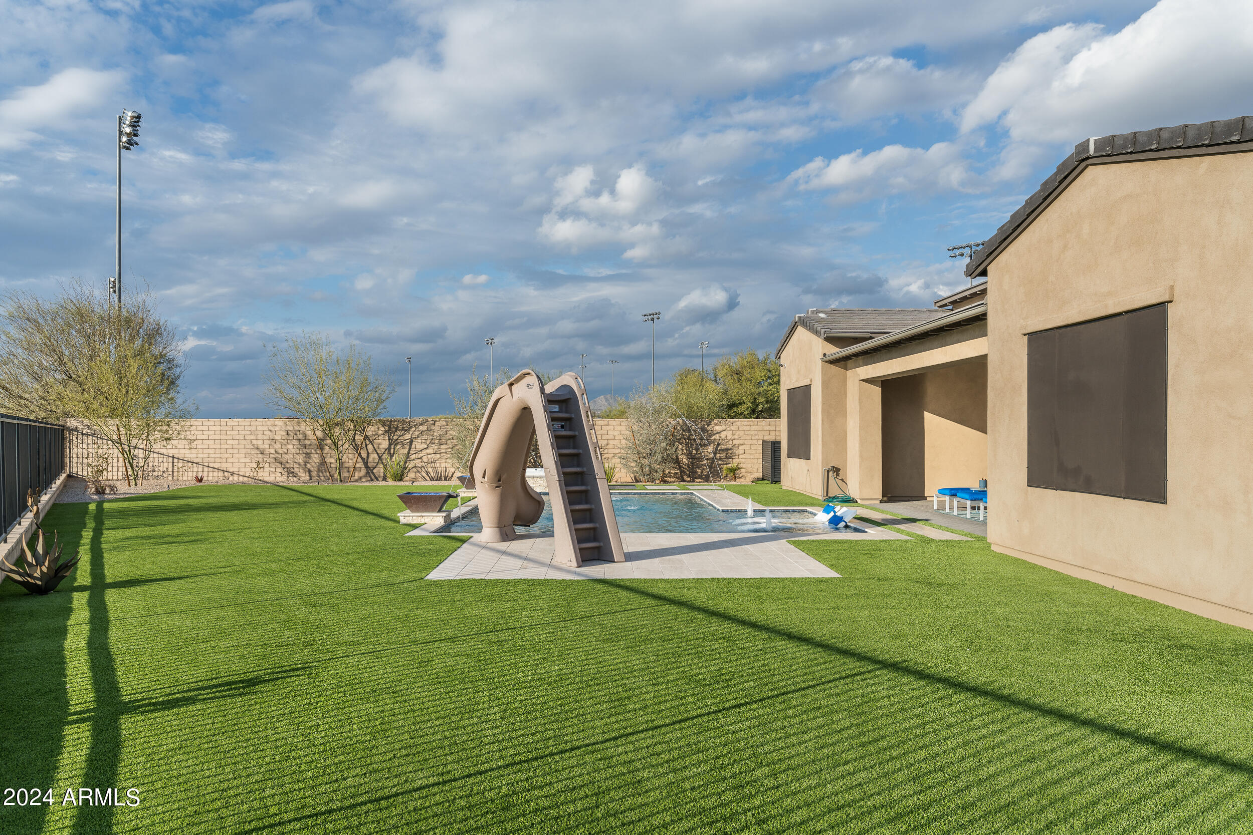 10171 E CAMELOT Court