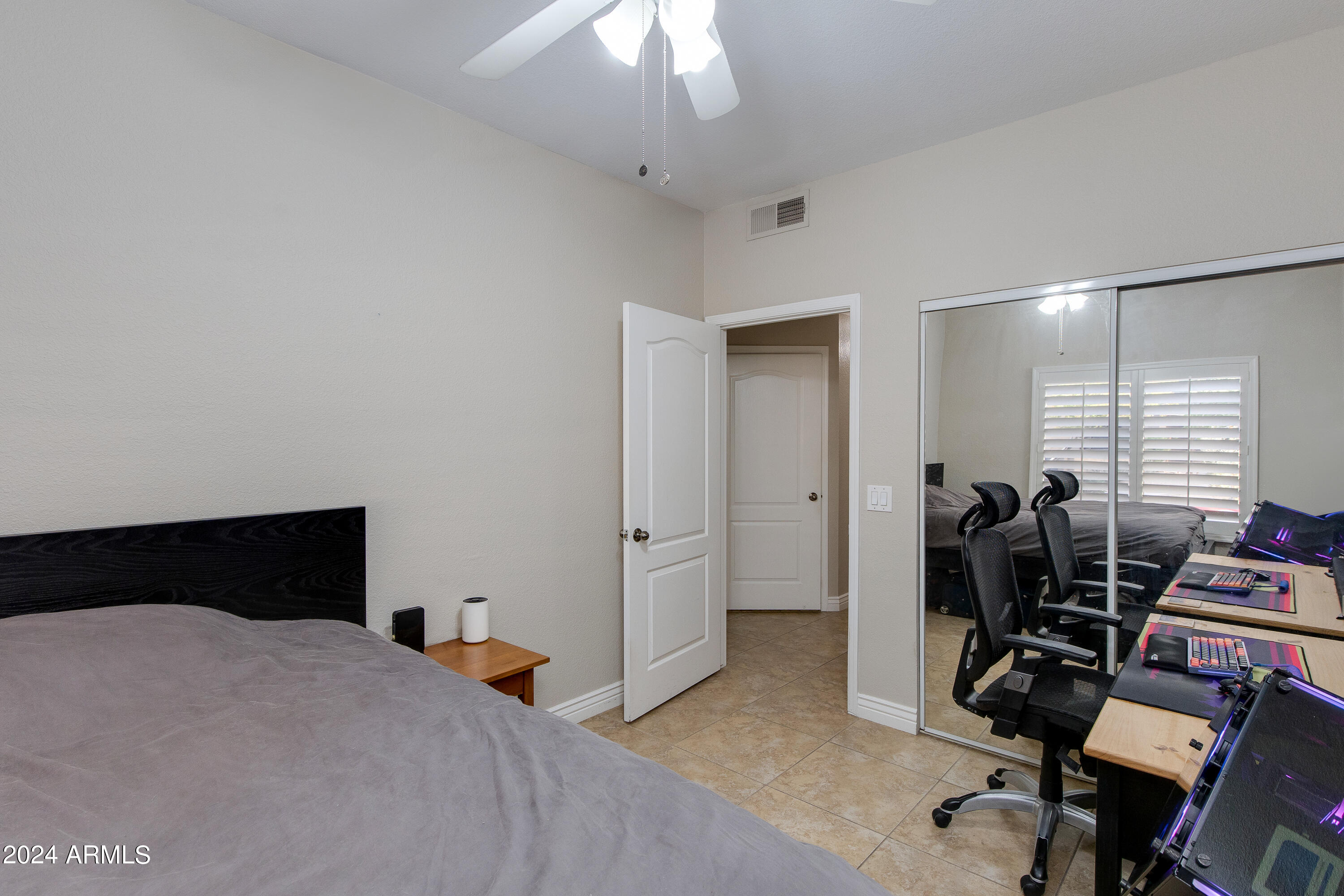 1411 E ORANGEWOOD Avenue, 108