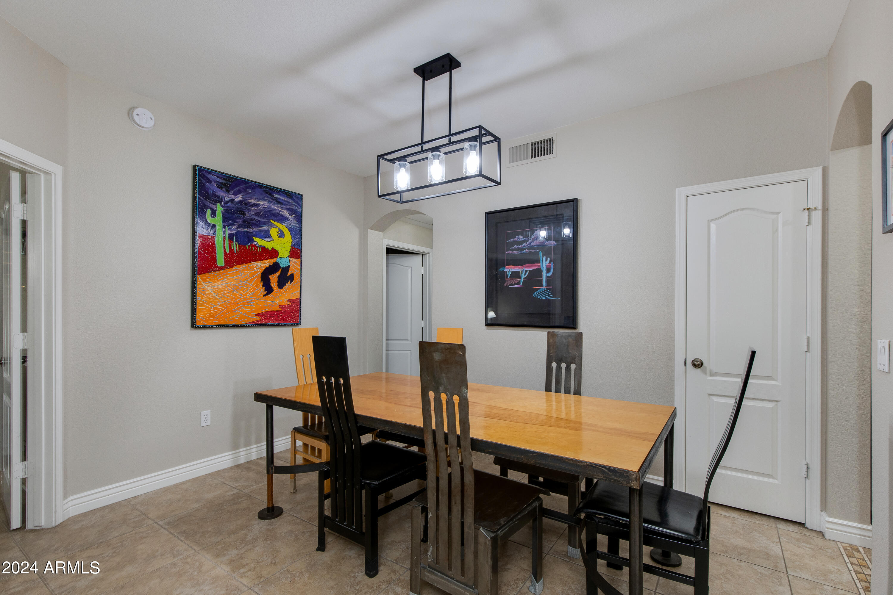 1411 E ORANGEWOOD Avenue, 108