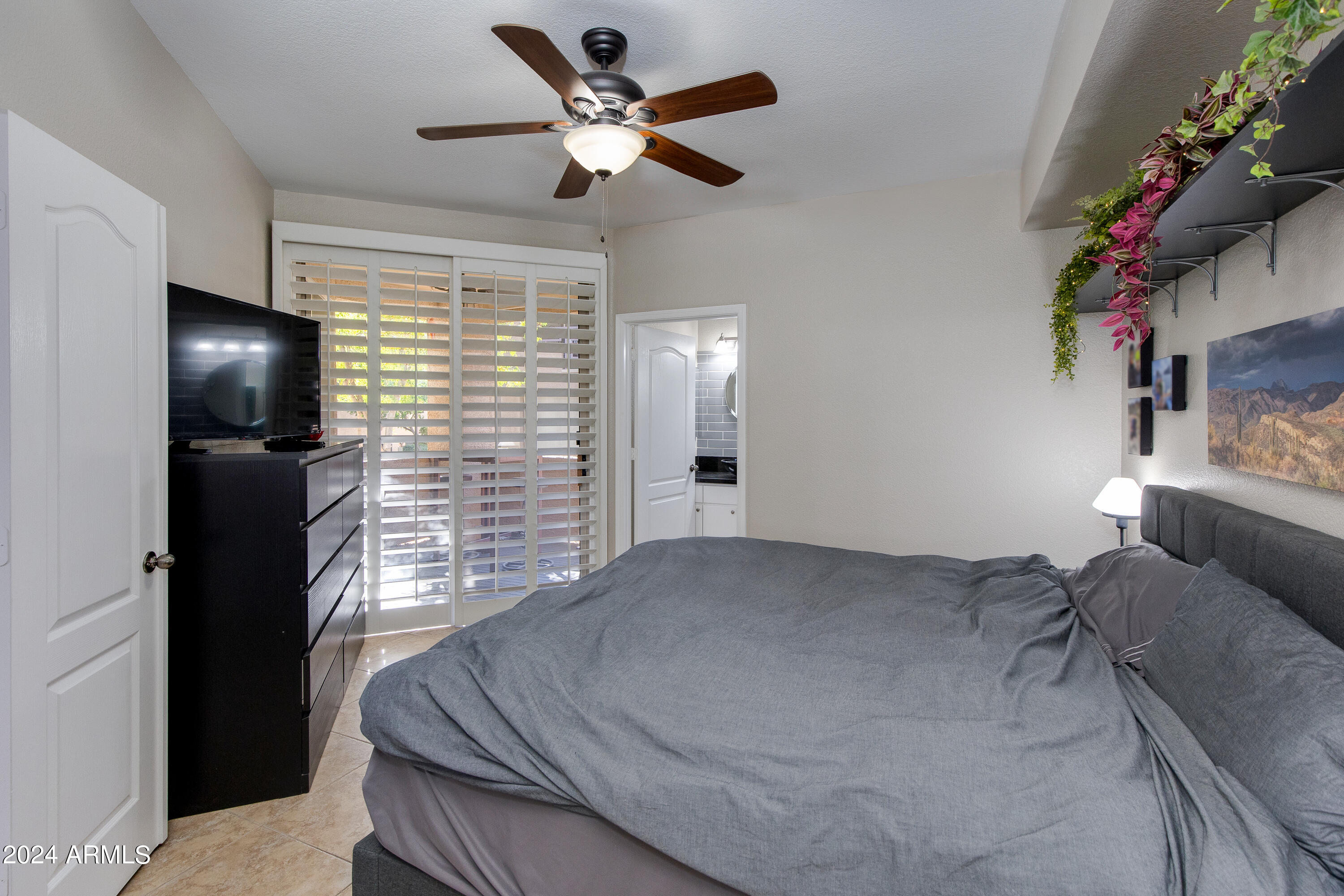 1411 E ORANGEWOOD Avenue, 108