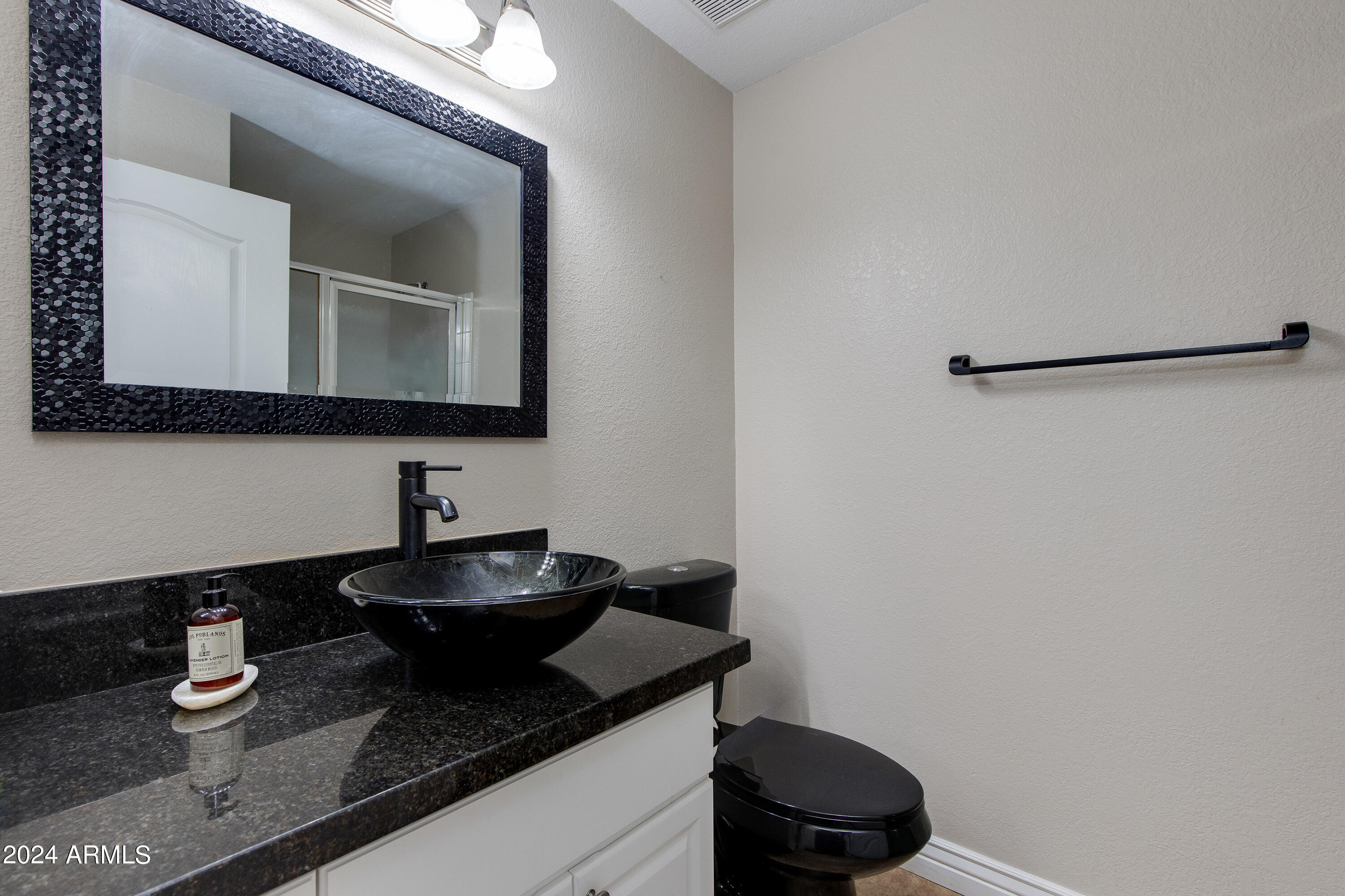 1411 E ORANGEWOOD Avenue, 108