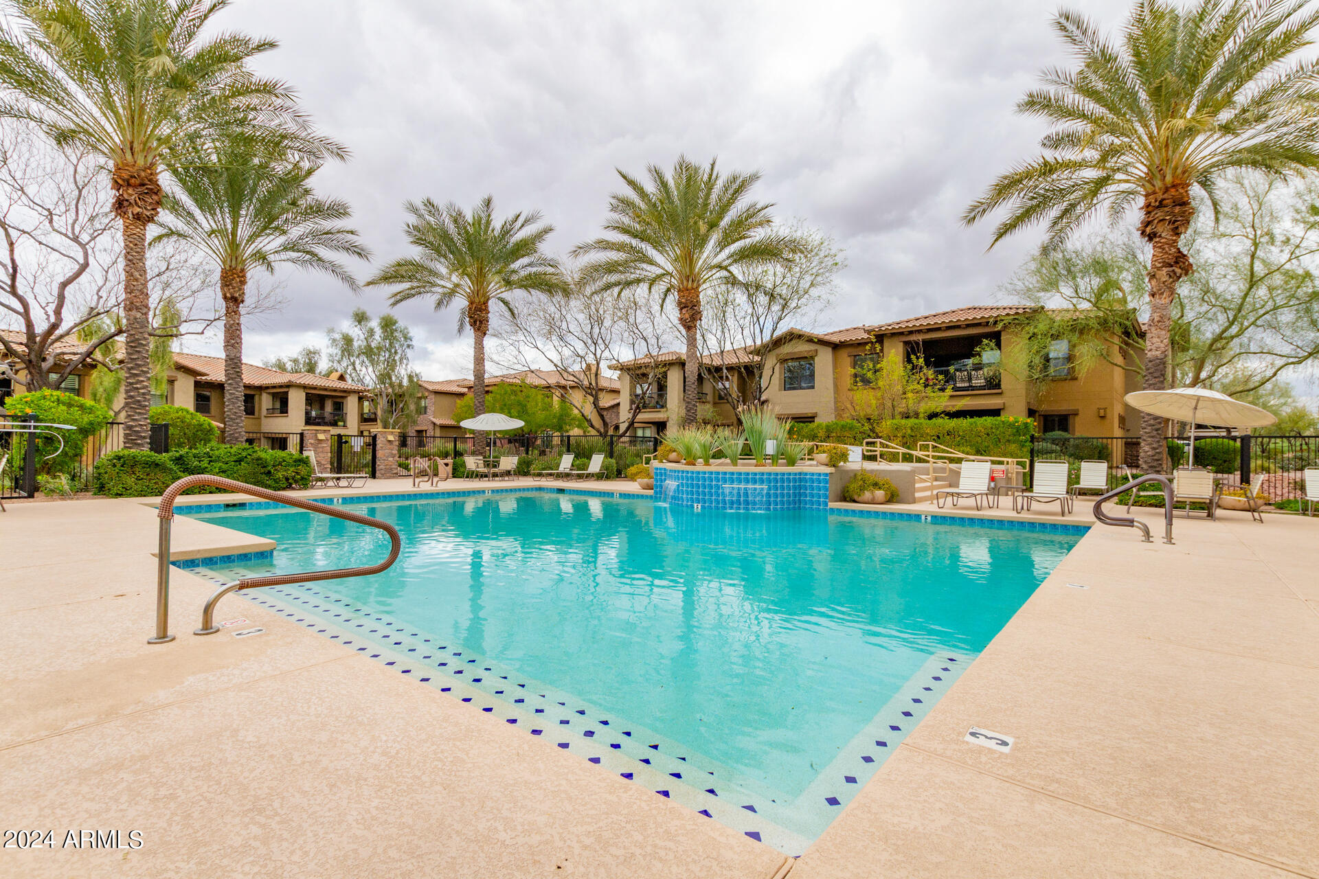 21320 N 56TH Street, 2152