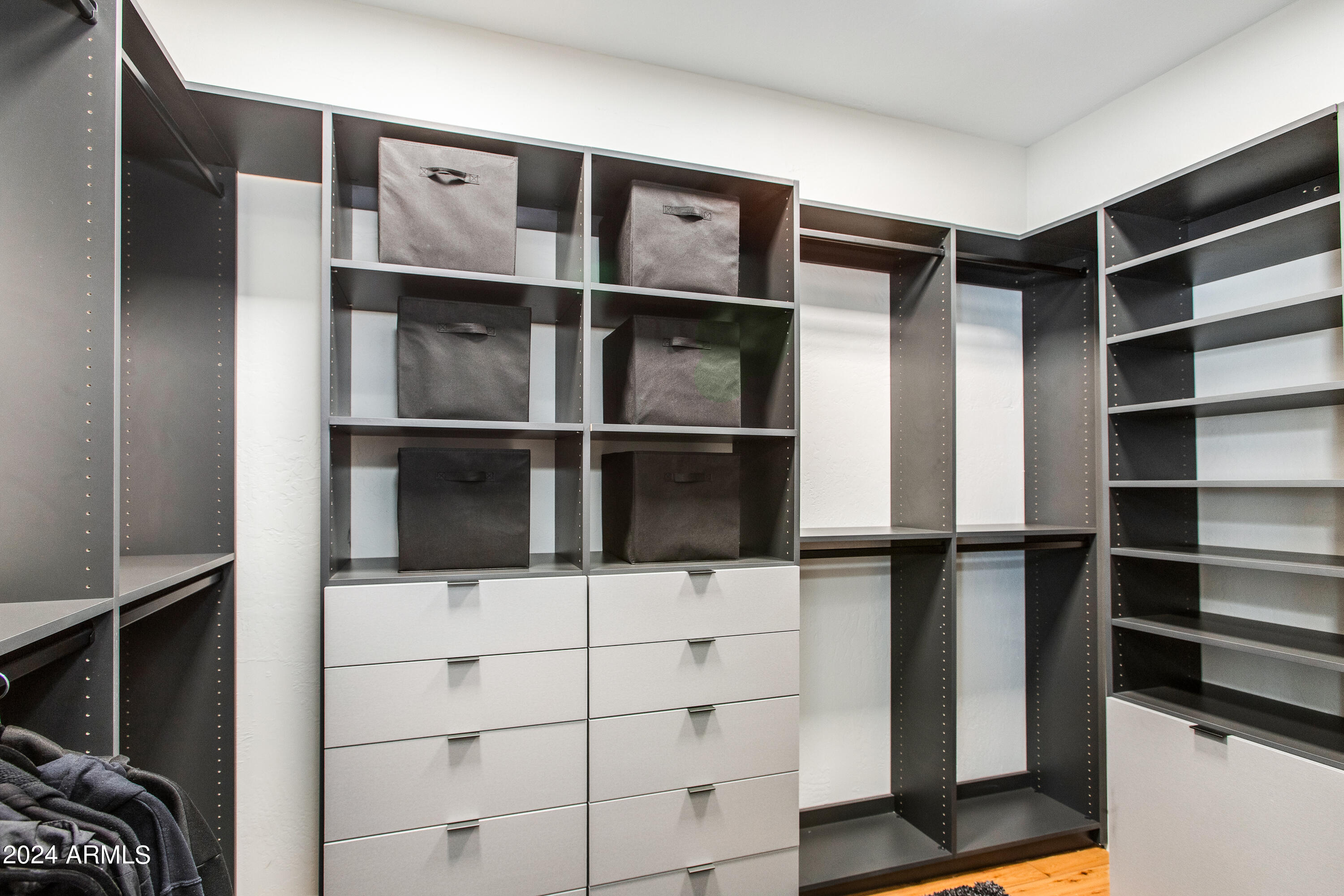 387 N 2ND Avenue, G2