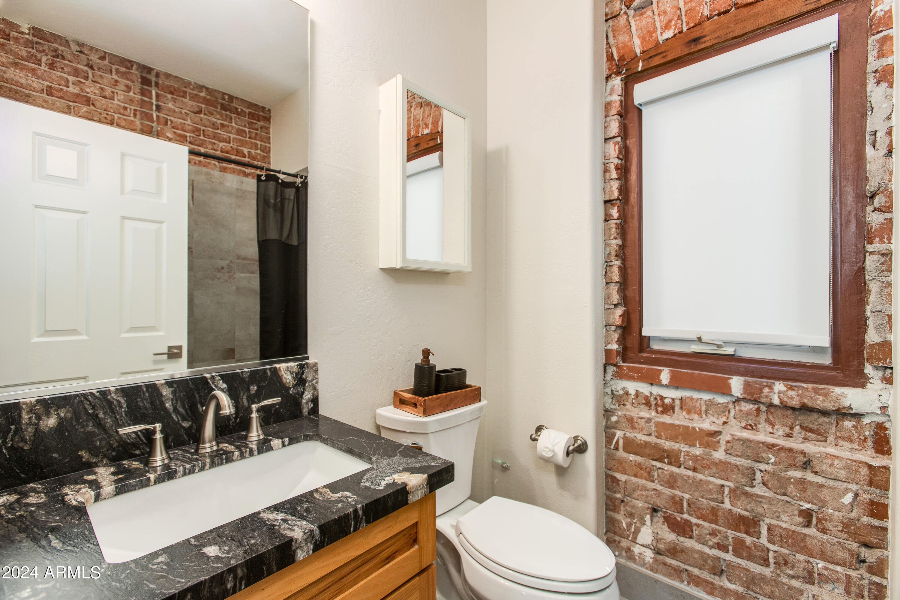 387 N 2ND Avenue, G2