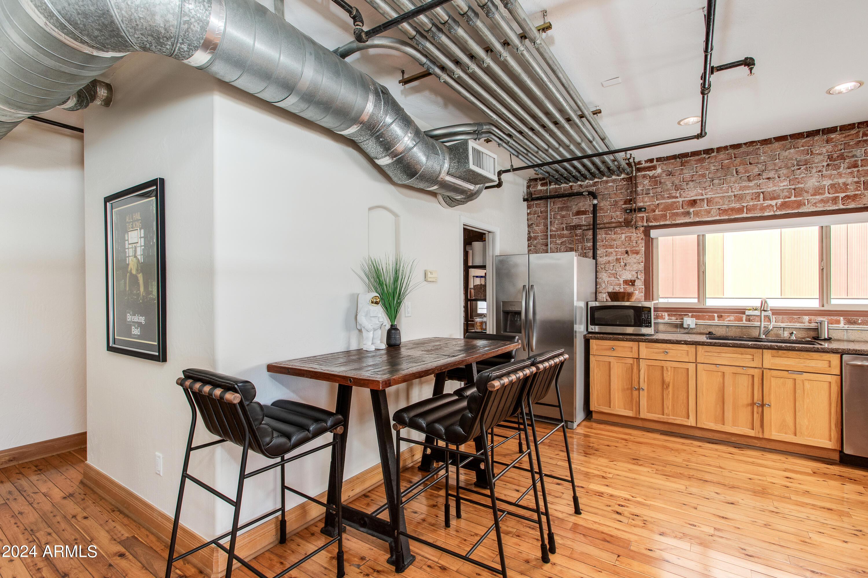 387 N 2ND Avenue, G2