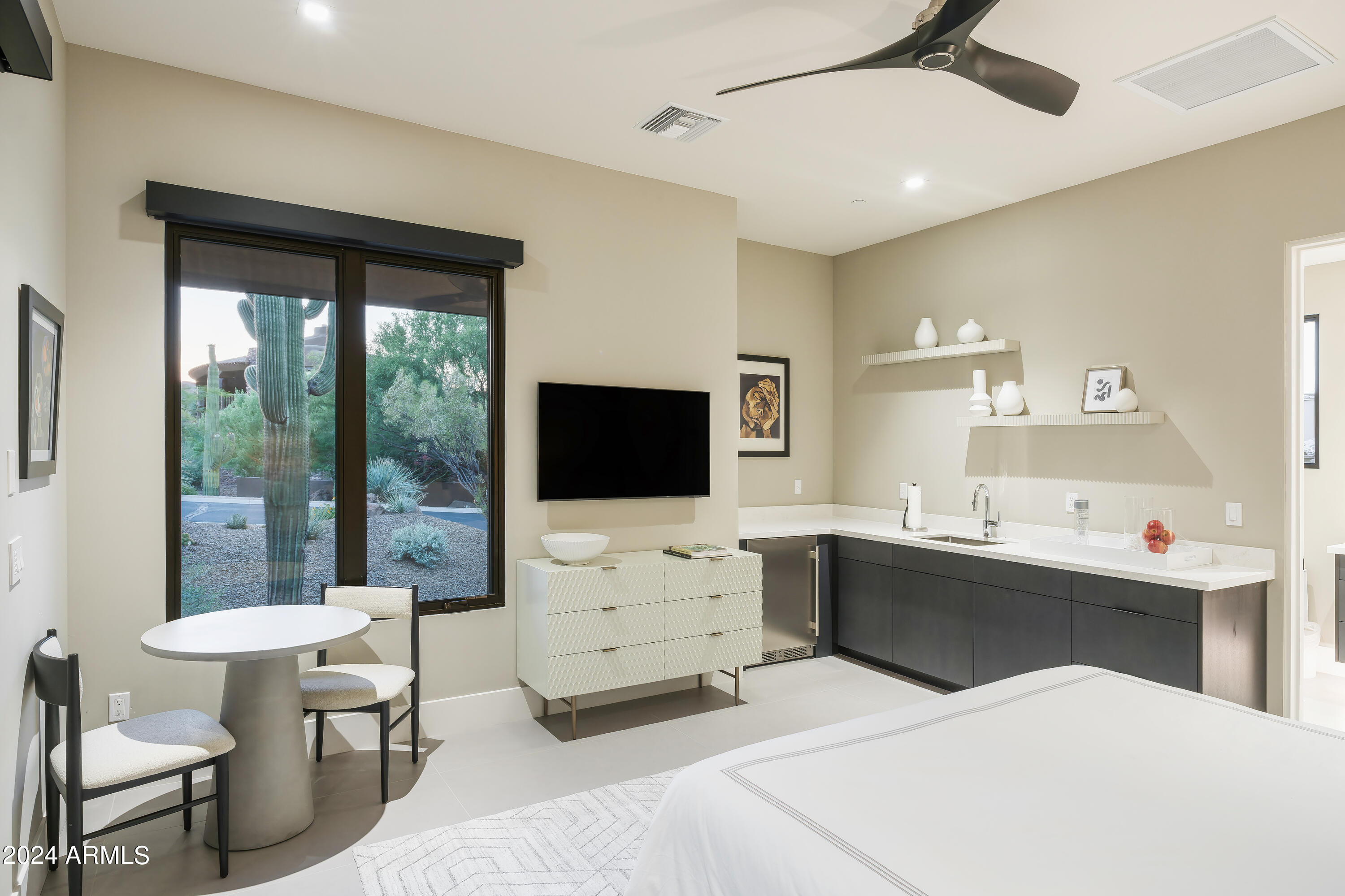 10617 E GREYTHORN Drive