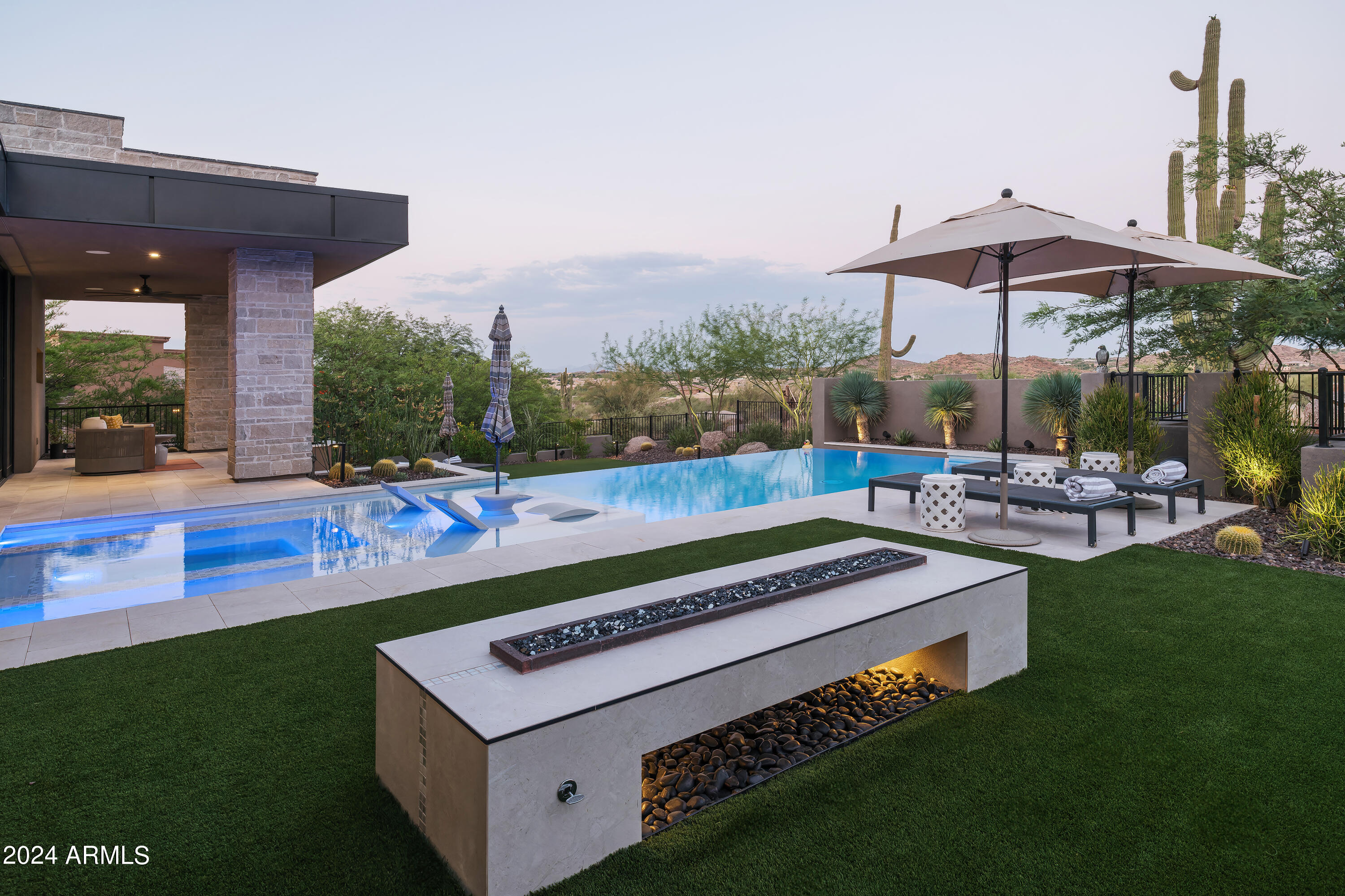 10617 E GREYTHORN Drive