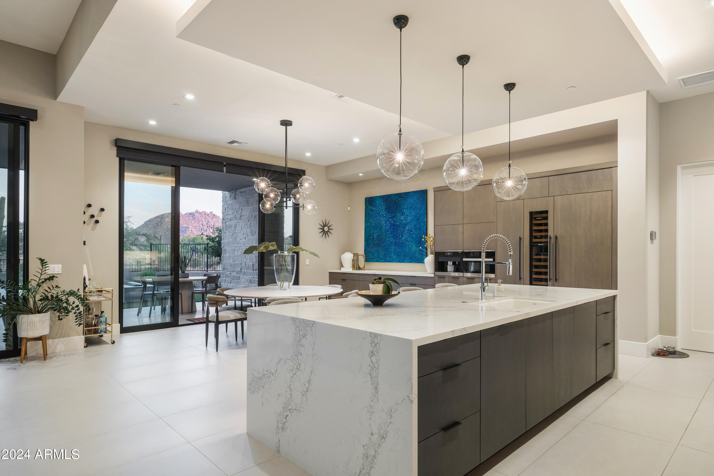 10617 E GREYTHORN Drive