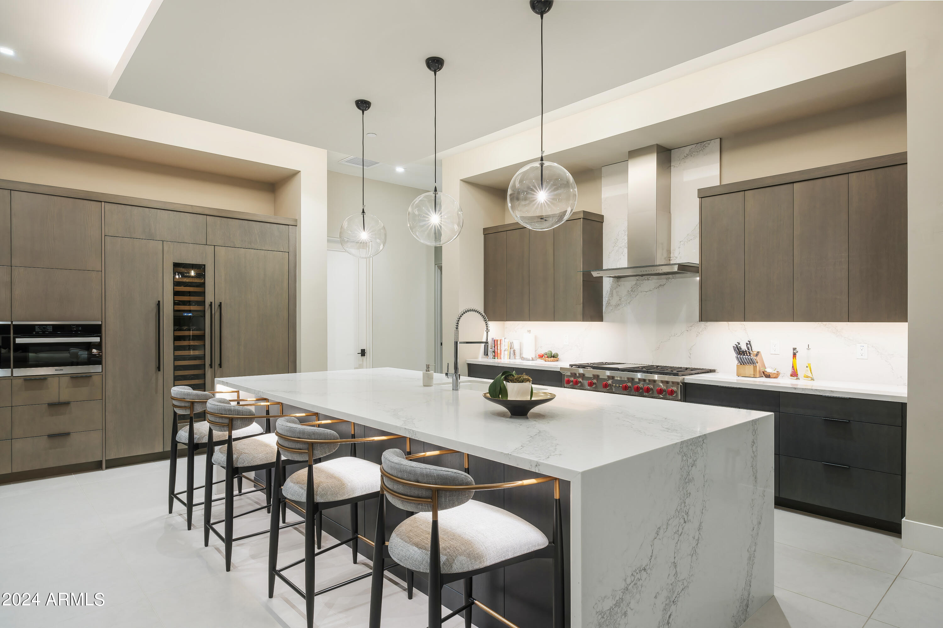 10617 E GREYTHORN Drive