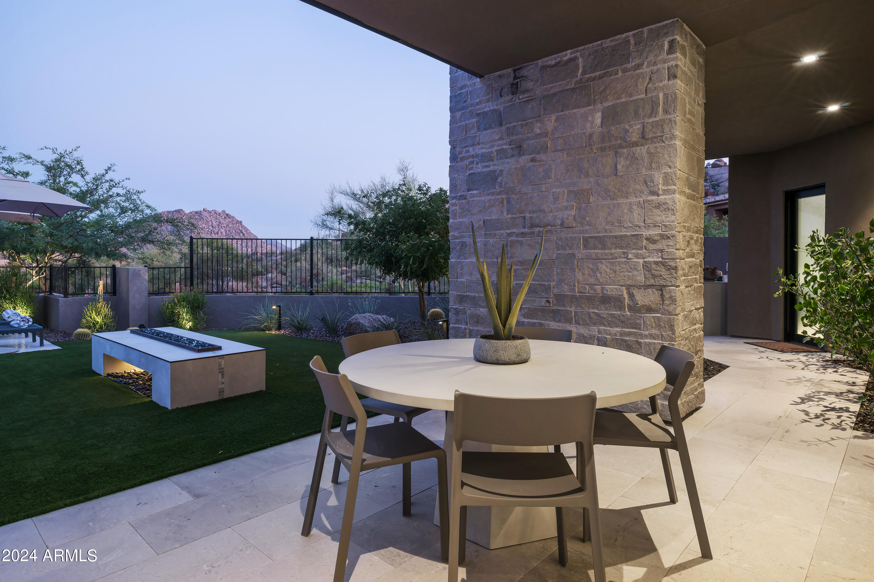 10617 E GREYTHORN Drive