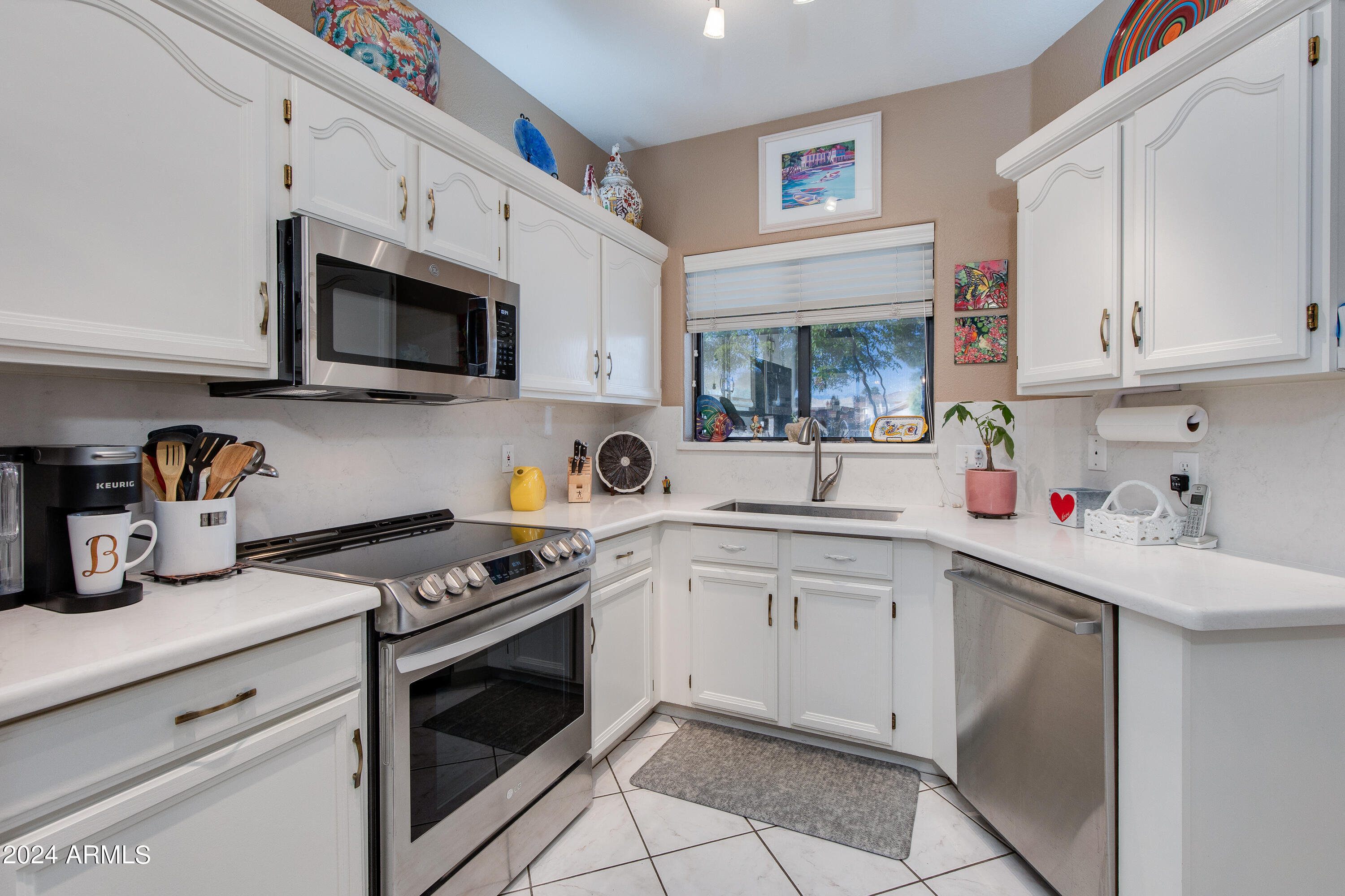 5445 E MCKELLIPS Road, 13