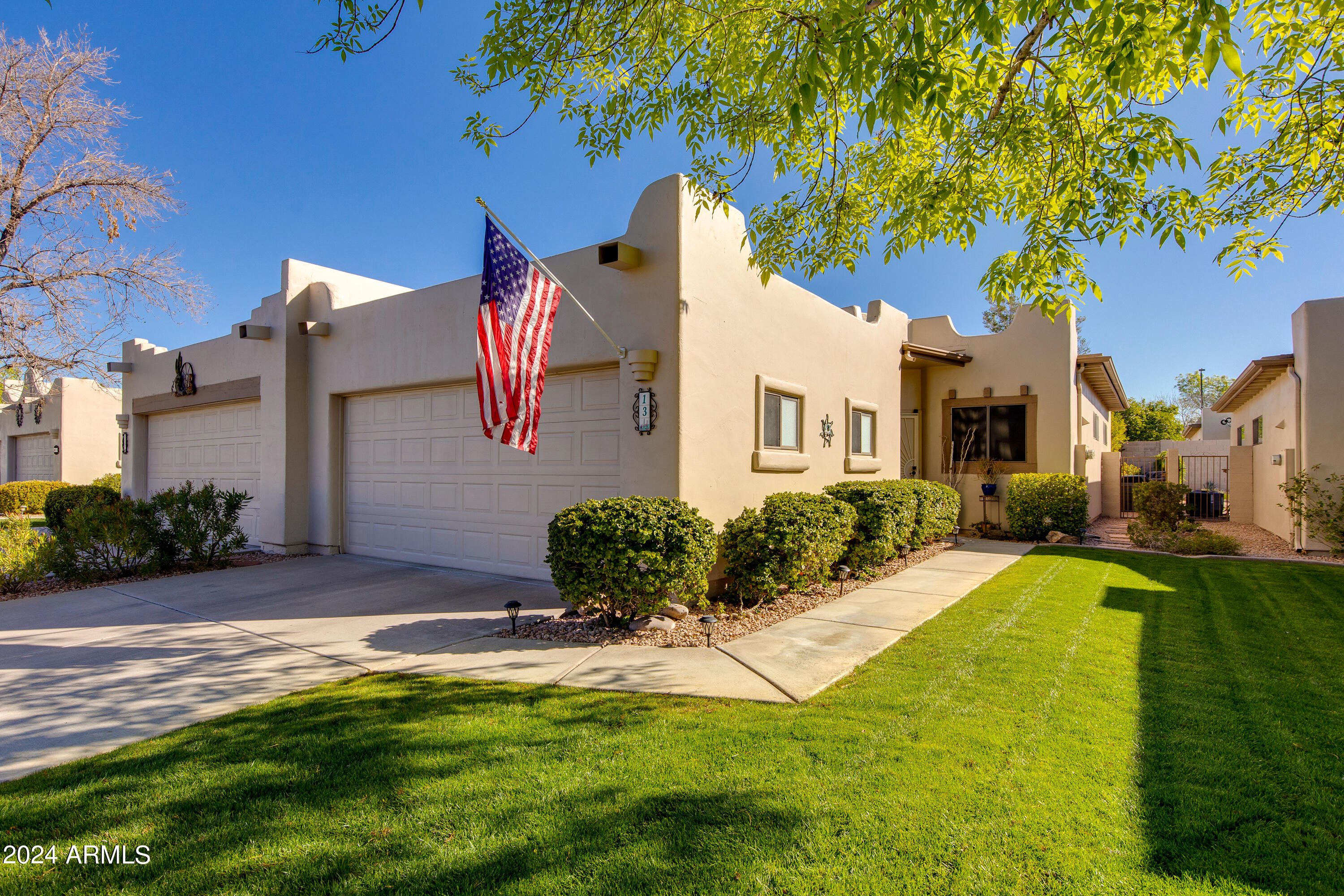5445 E MCKELLIPS Road, 13