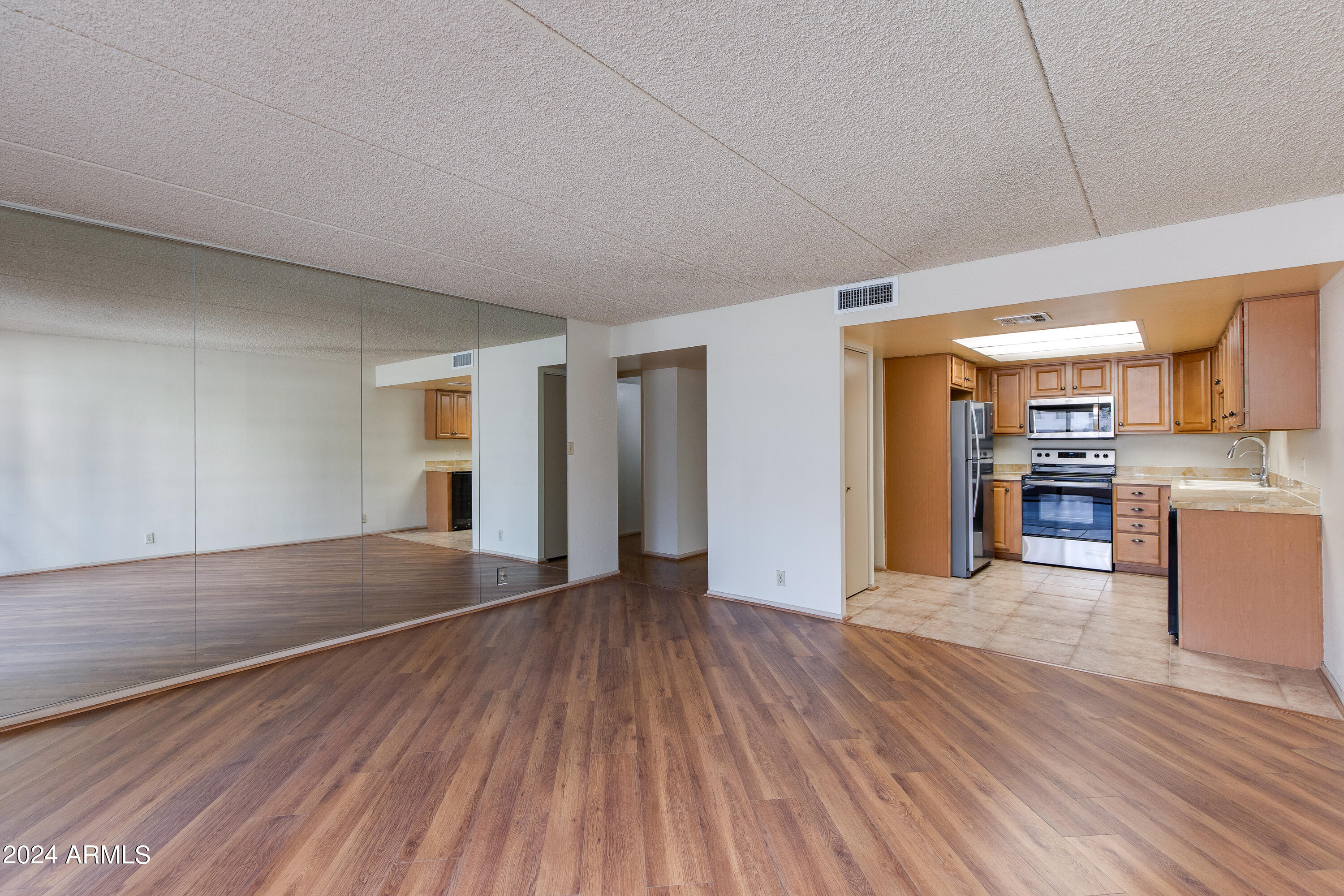 7920 E CAMELBACK Road, 101