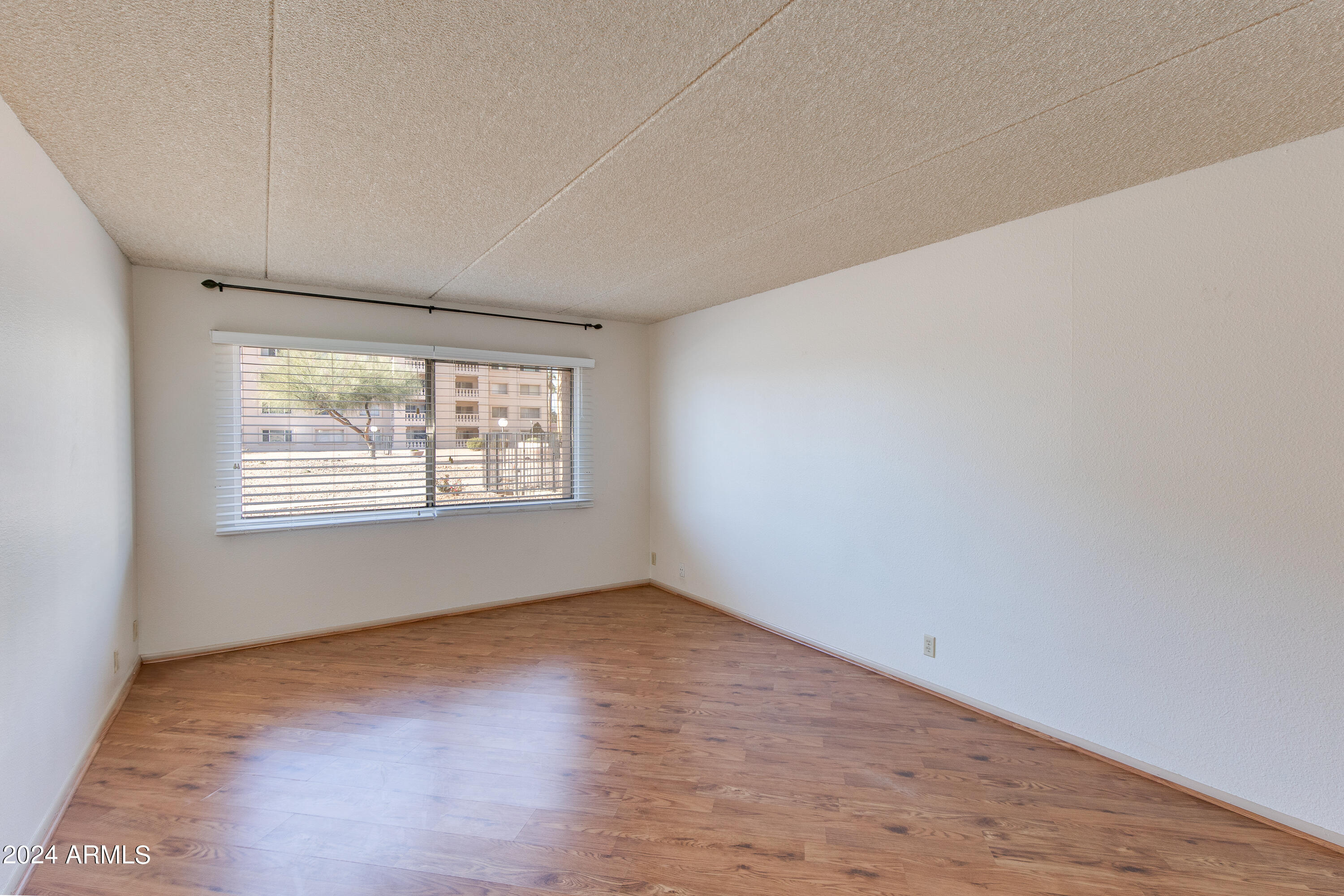 7920 E CAMELBACK Road, 101