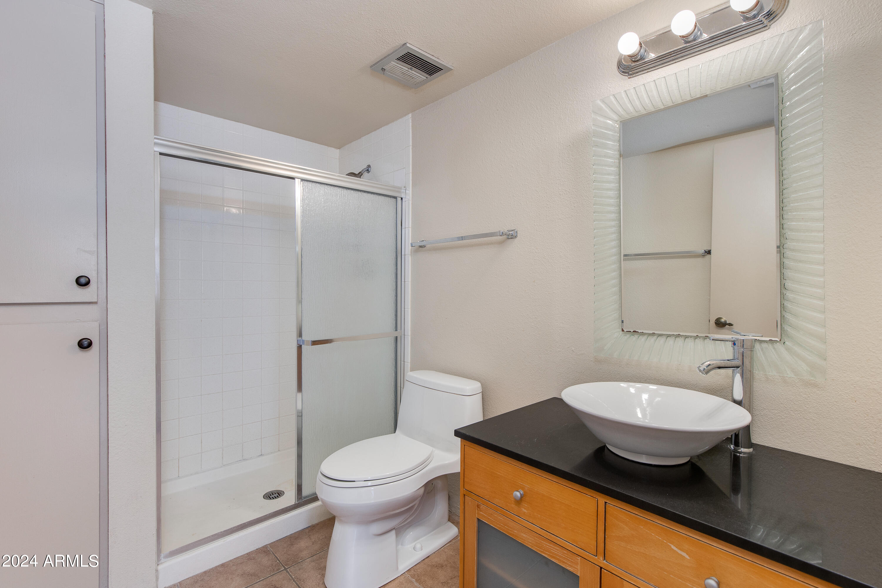 7920 E CAMELBACK Road, 101