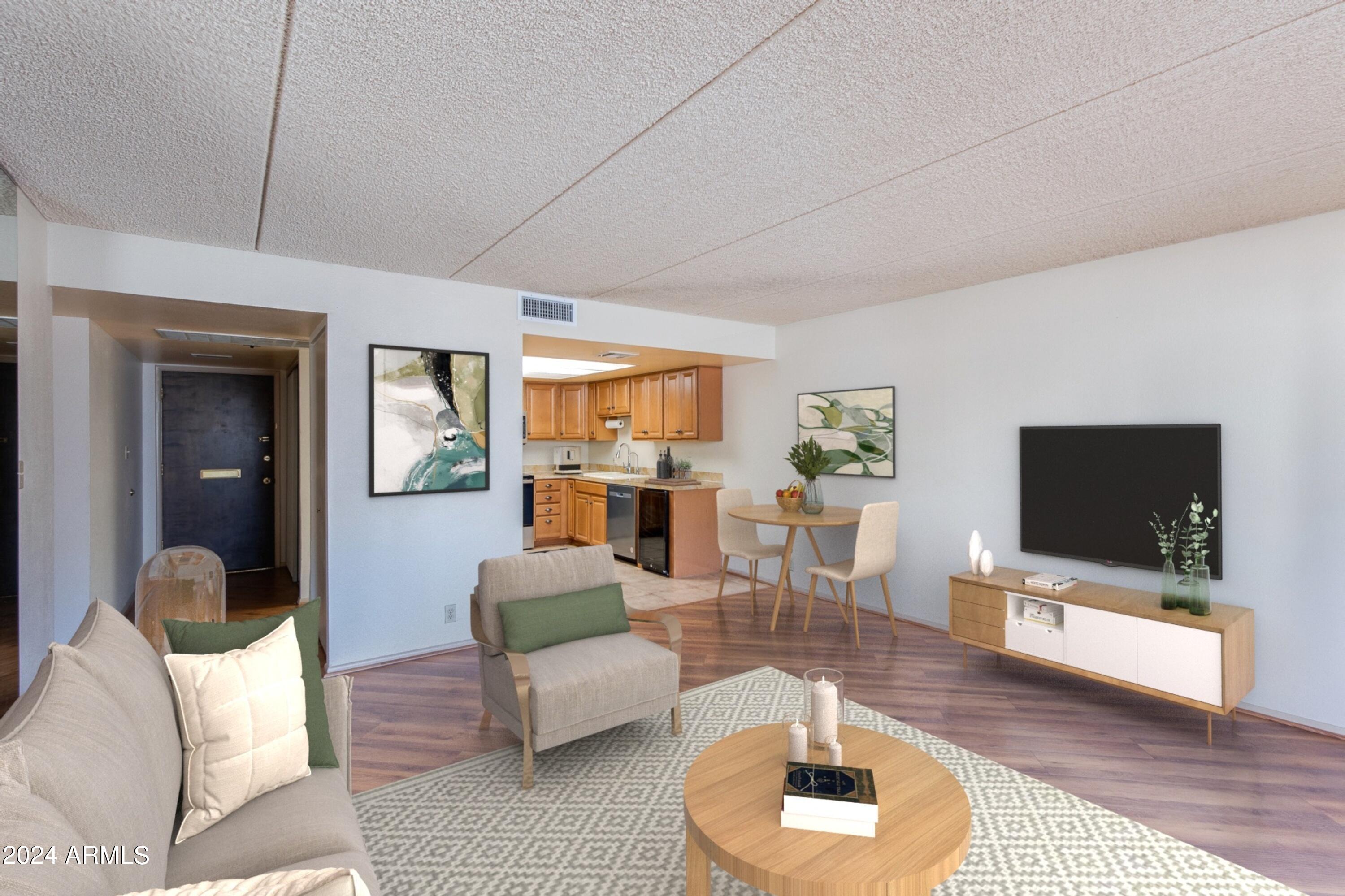 7920 E CAMELBACK Road, 101