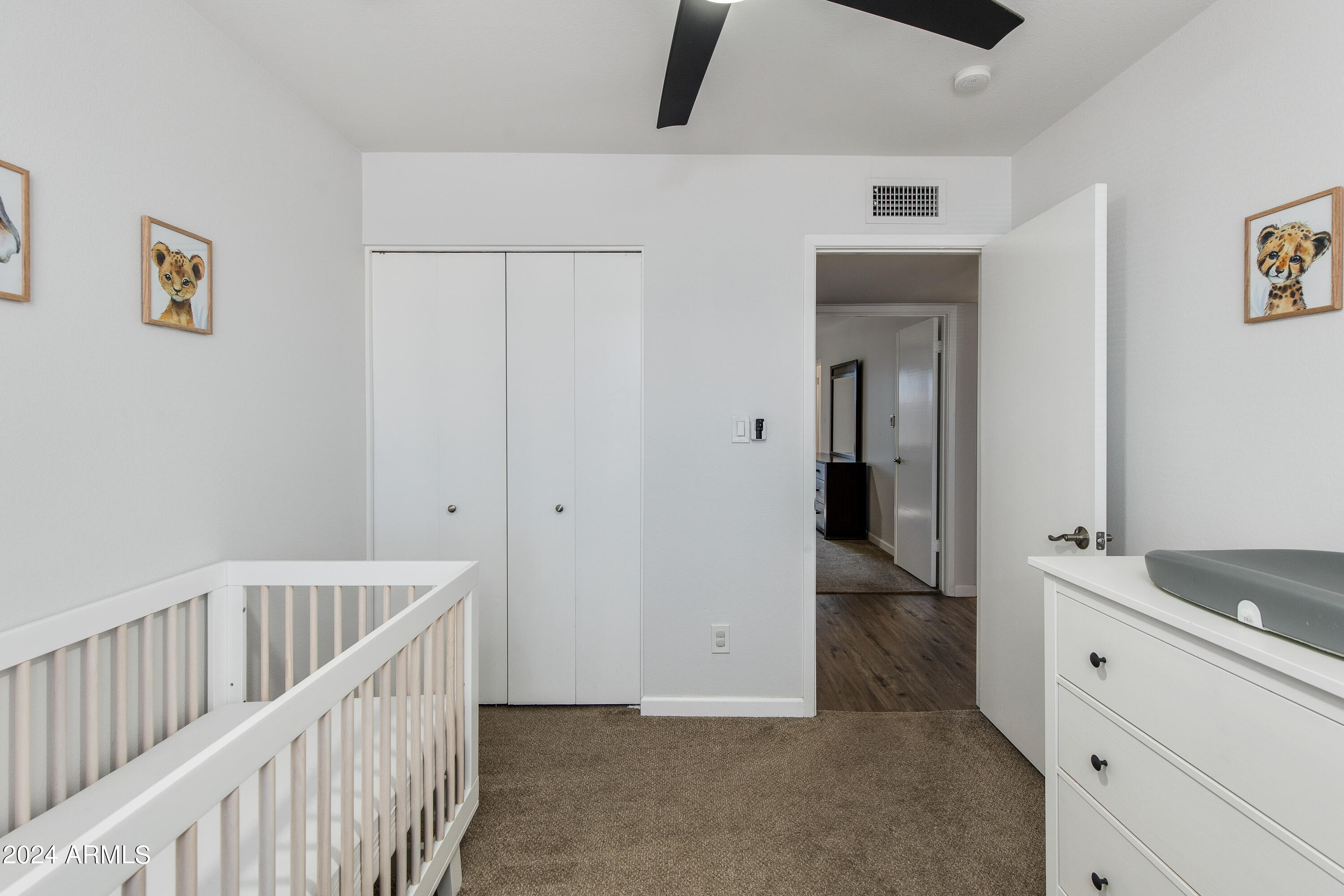 2739 W CHARLESTON Avenue