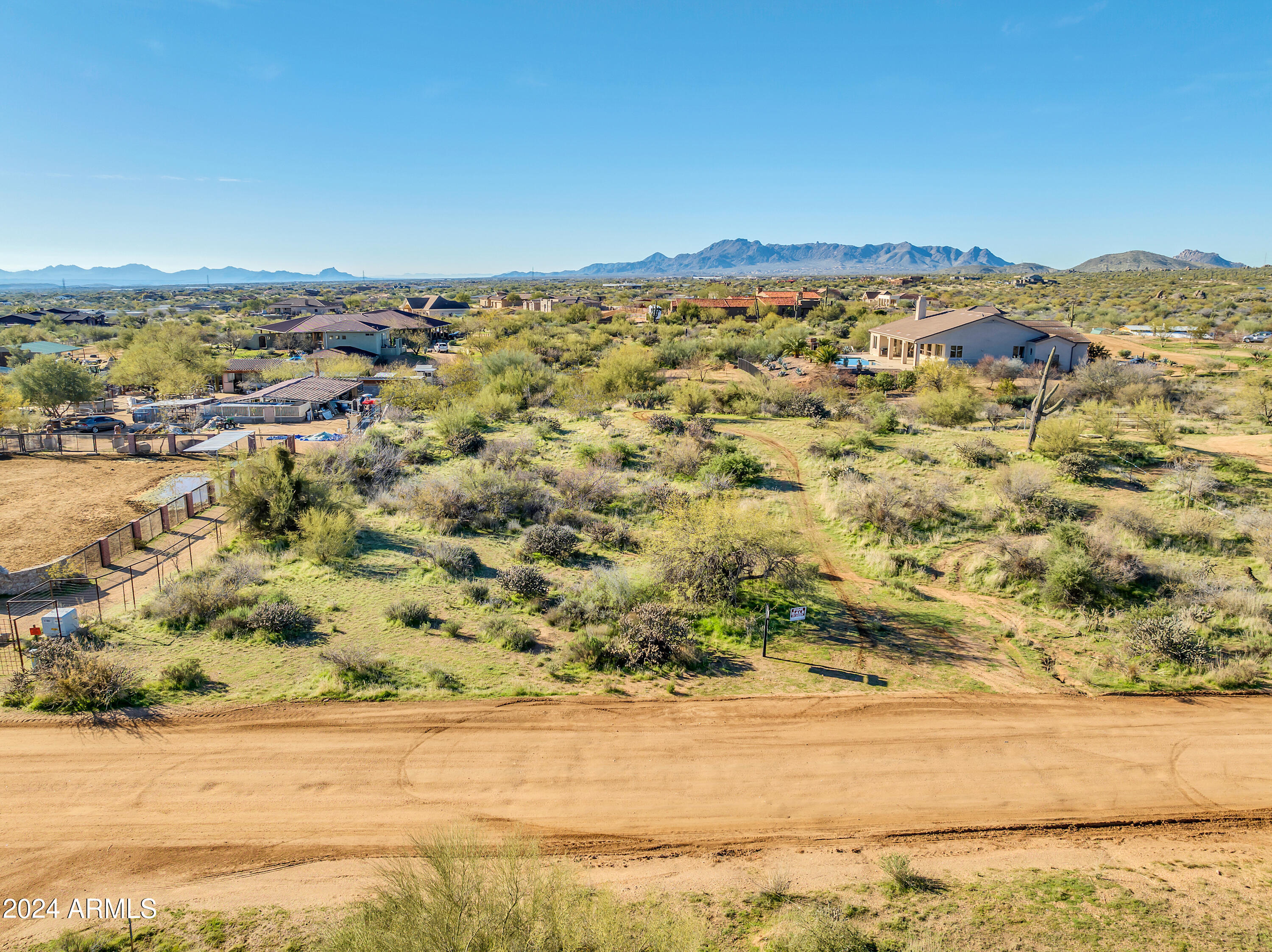 13813 E WESTLAND Road _