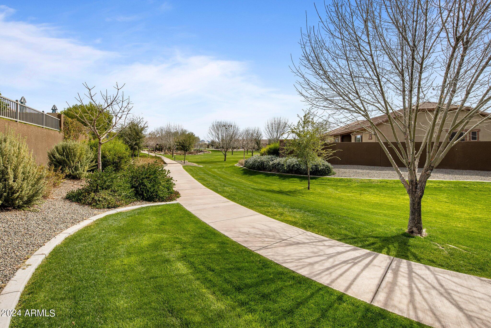 3103 E CAT BALUE Drive