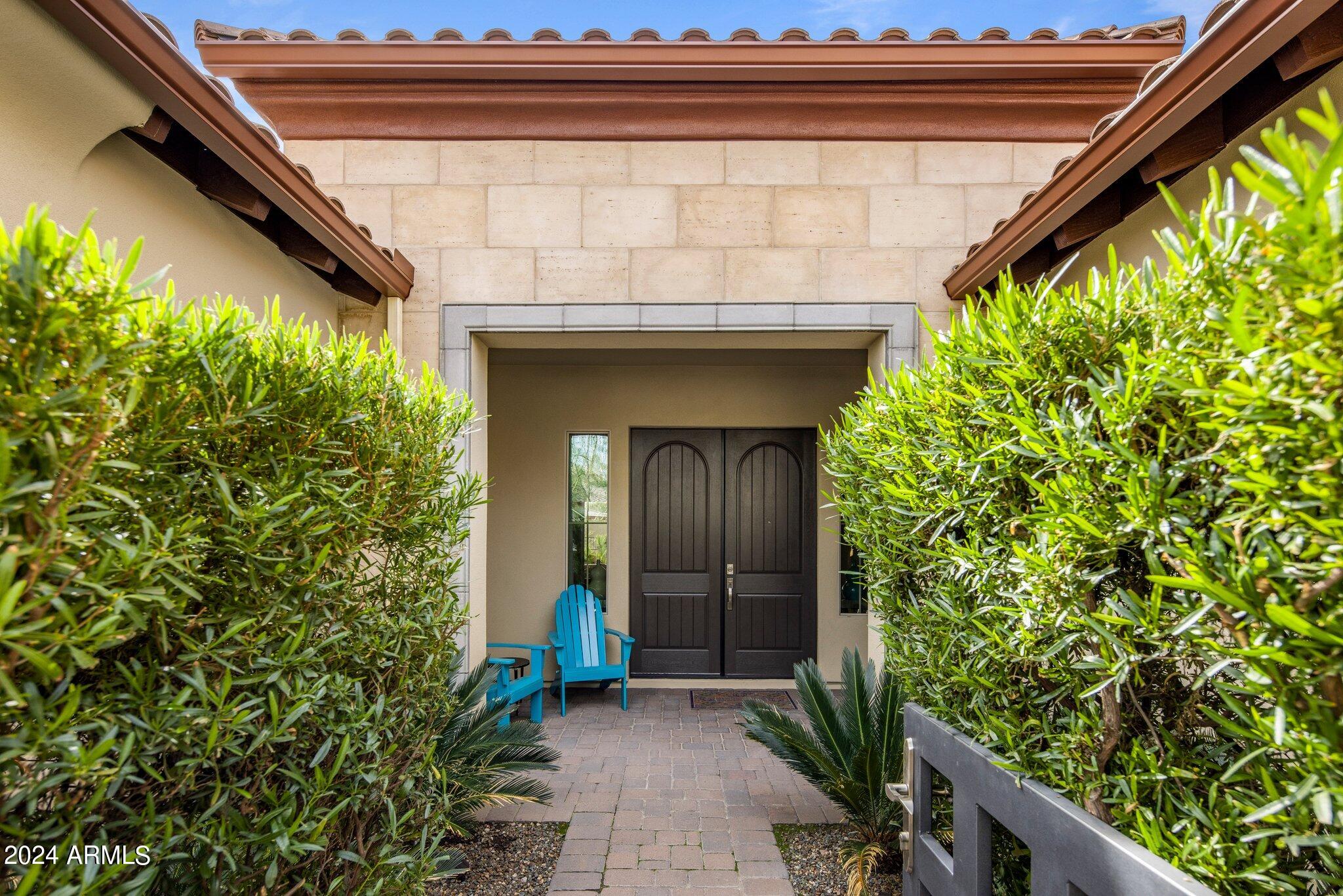 3103 E CAT BALUE Drive