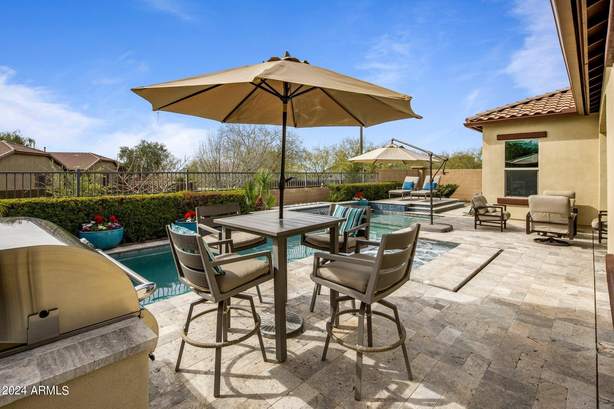 3103 E CAT BALUE Drive