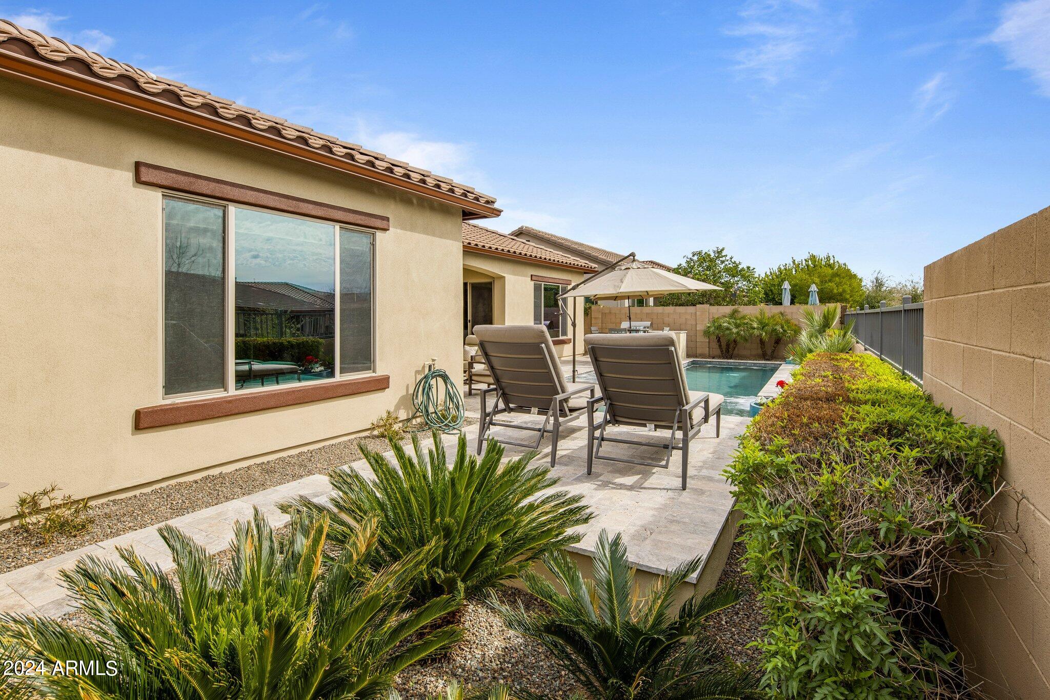 3103 E CAT BALUE Drive