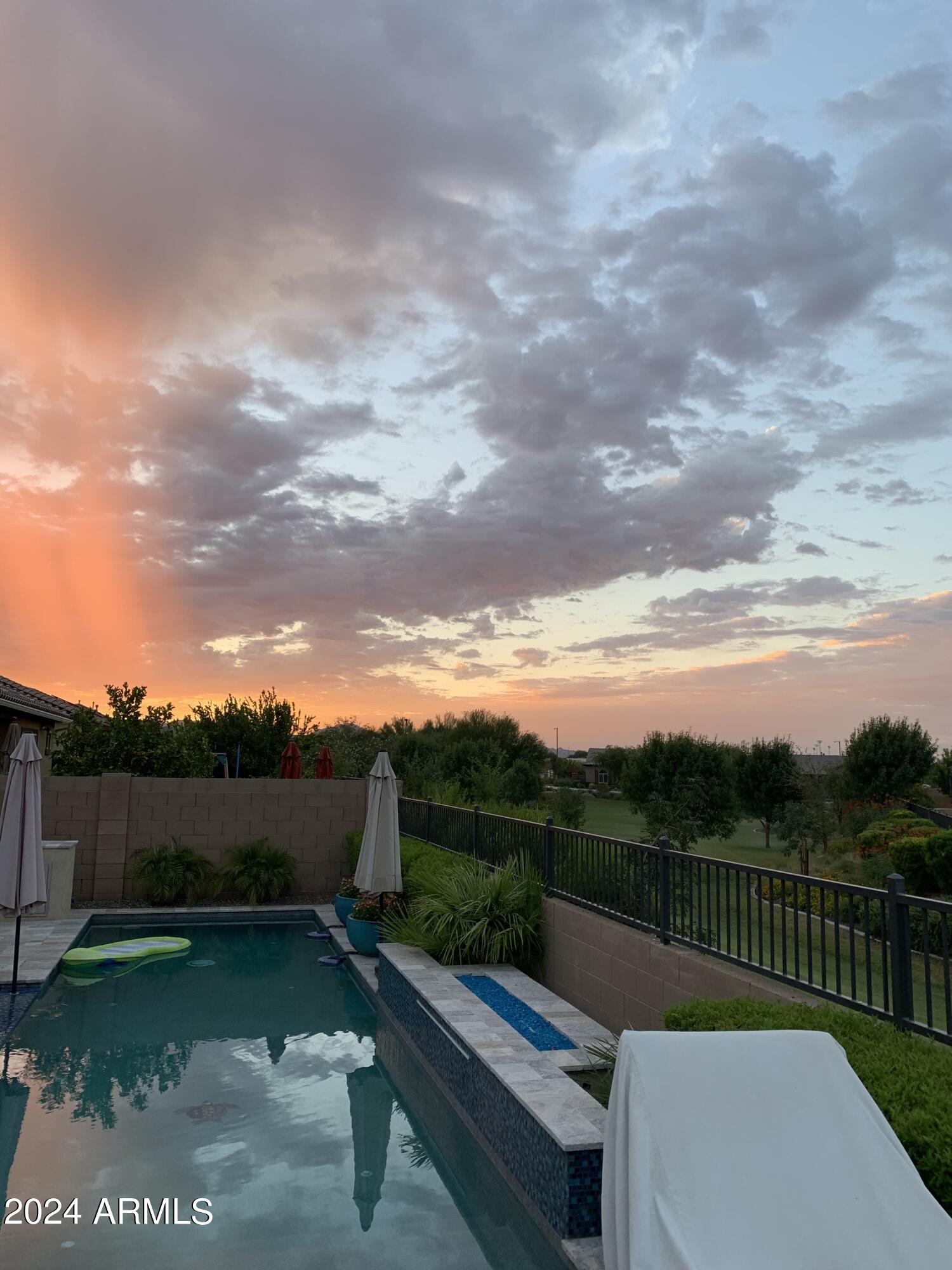 3103 E CAT BALUE Drive