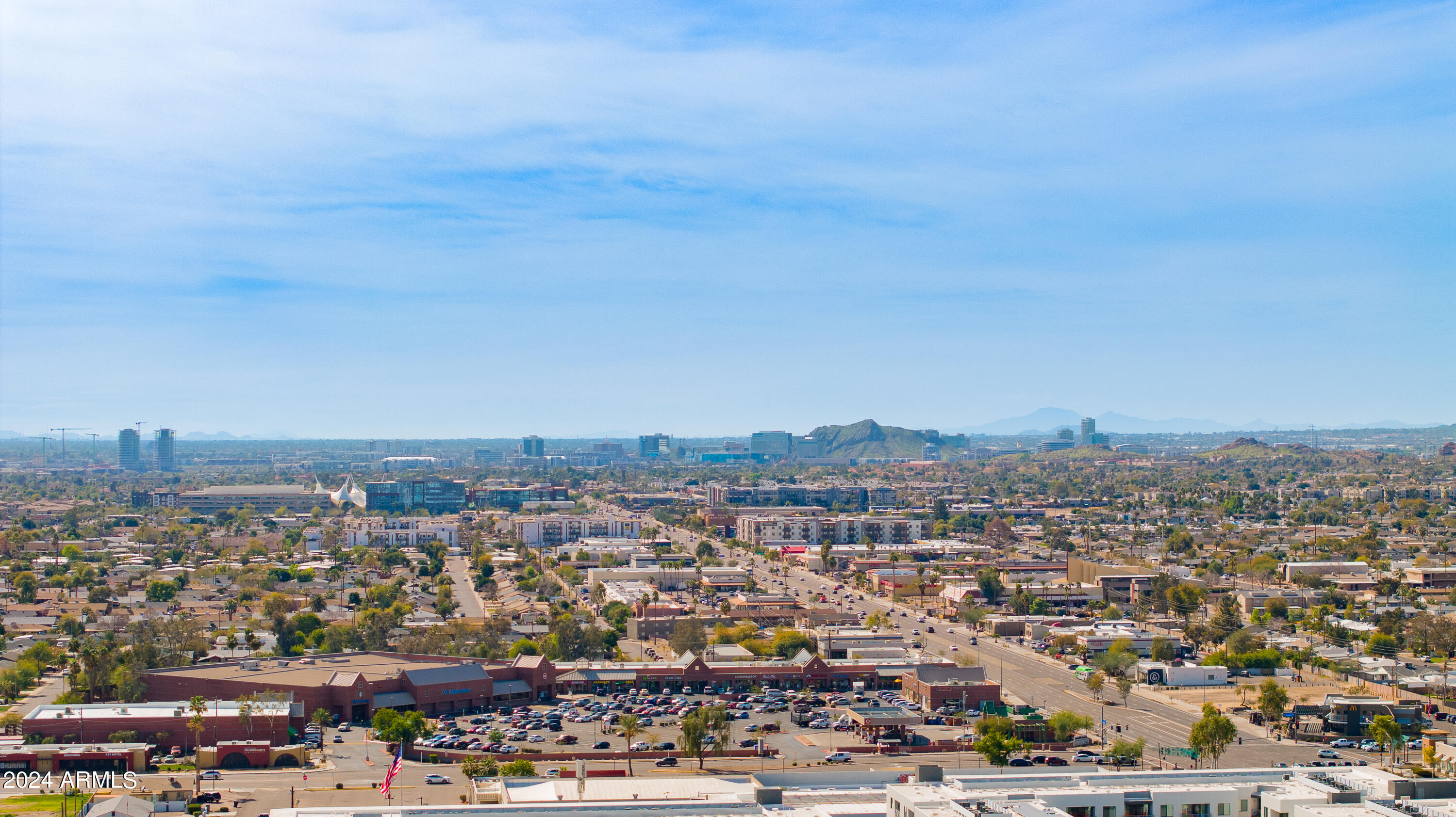 7300 E EARLL Drive, 4019