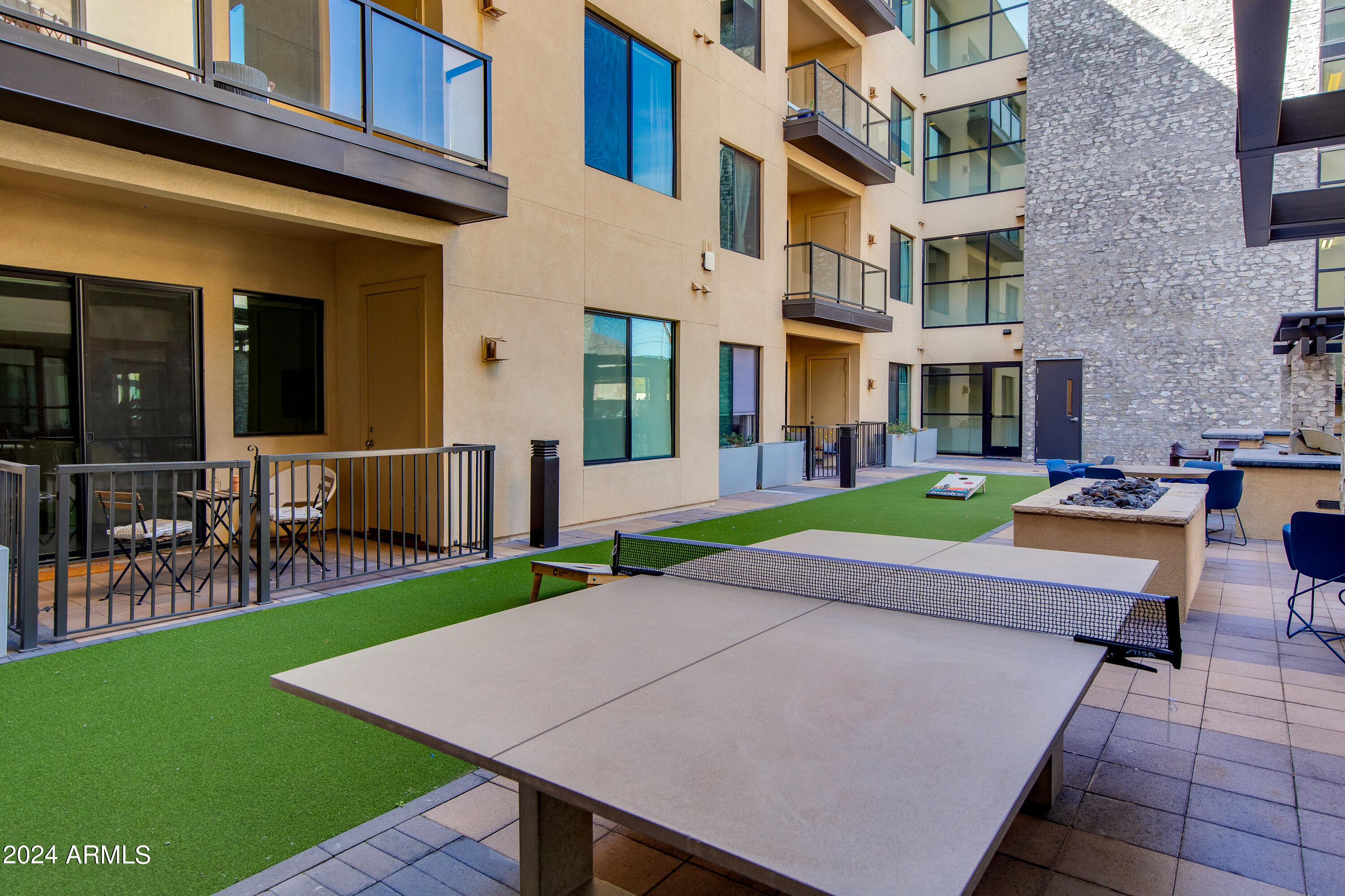 7300 E EARLL Drive, 4019