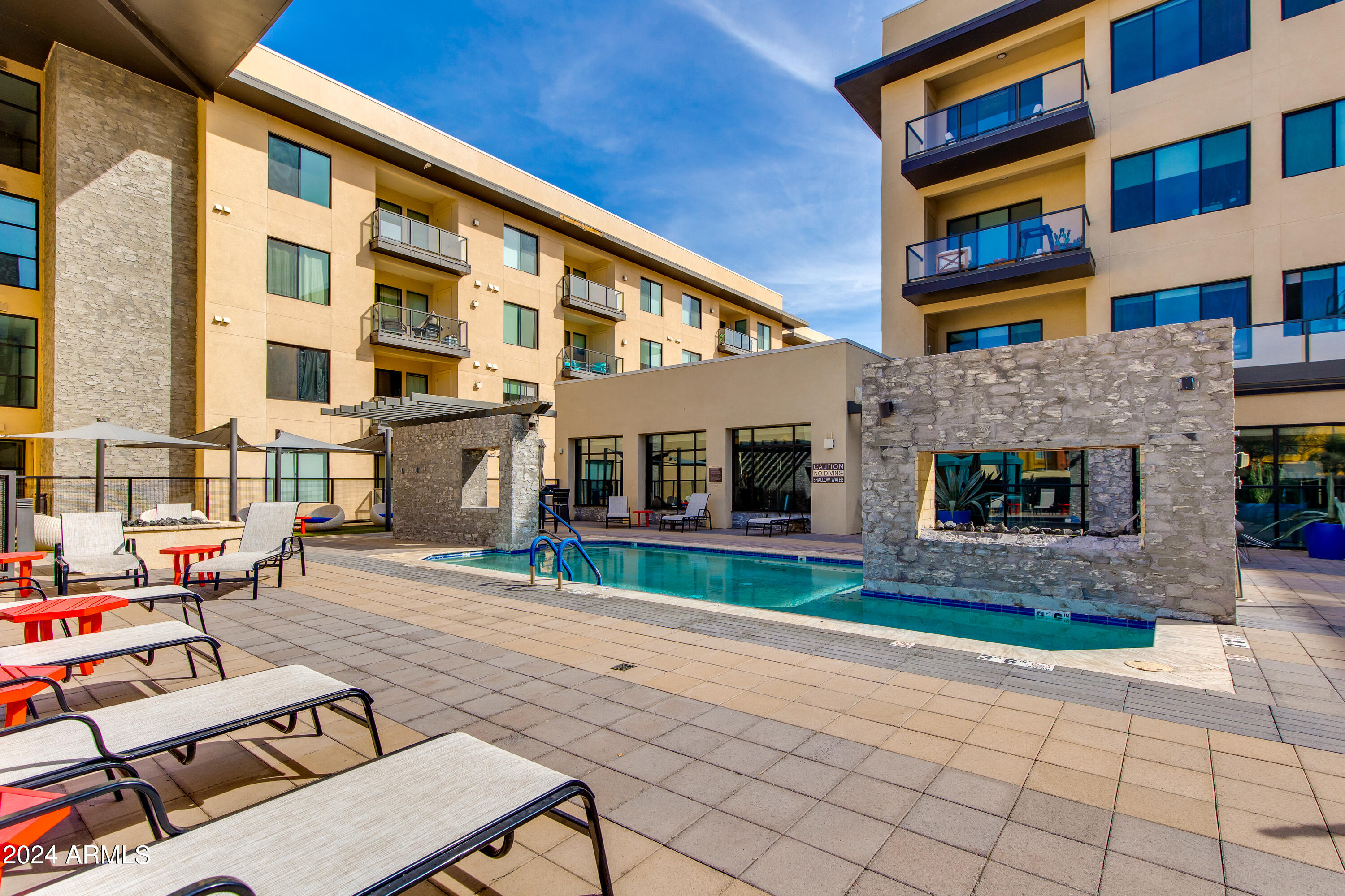 7300 E EARLL Drive, 4019