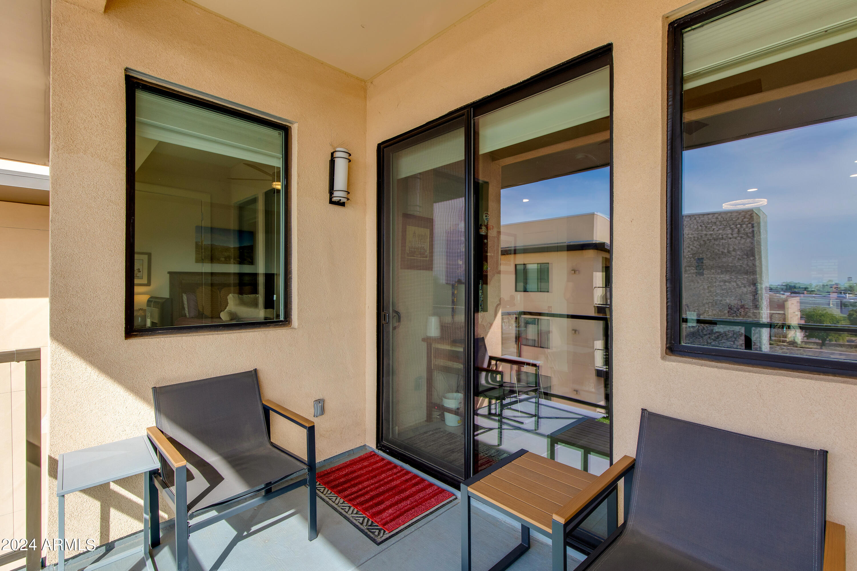 7300 E EARLL Drive, 4019