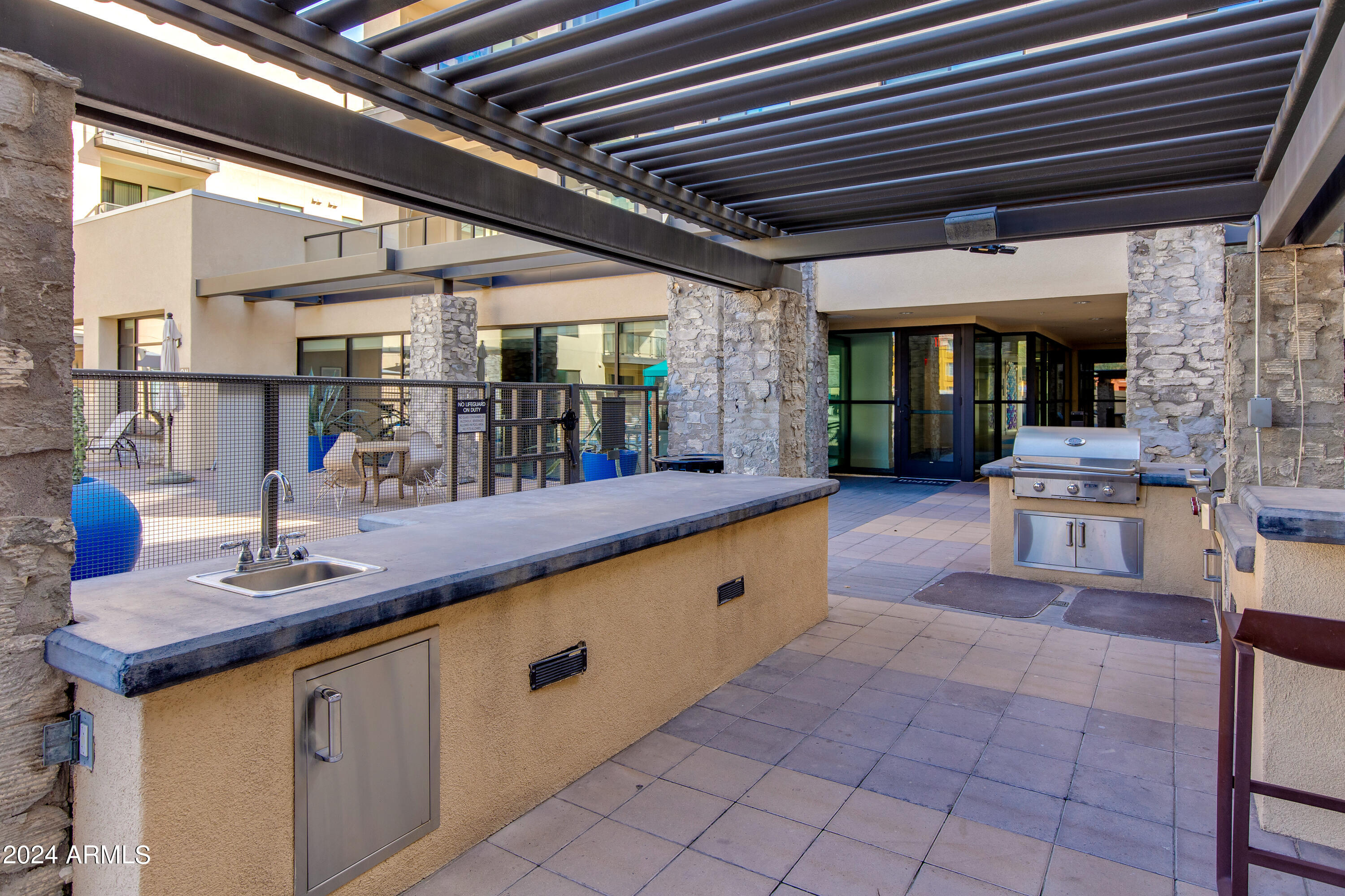 7300 E EARLL Drive, 4019