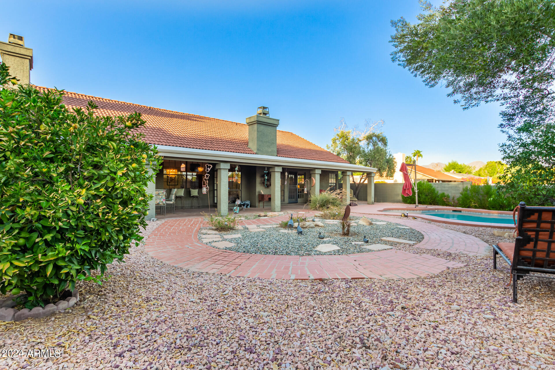 8993 E LUDLOW Drive