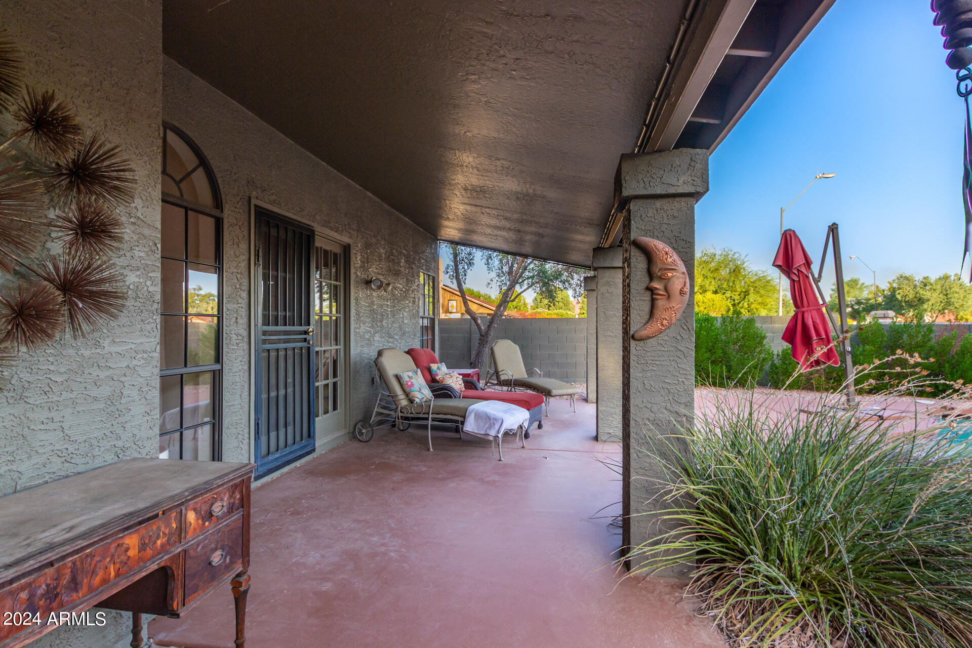 8993 E LUDLOW Drive