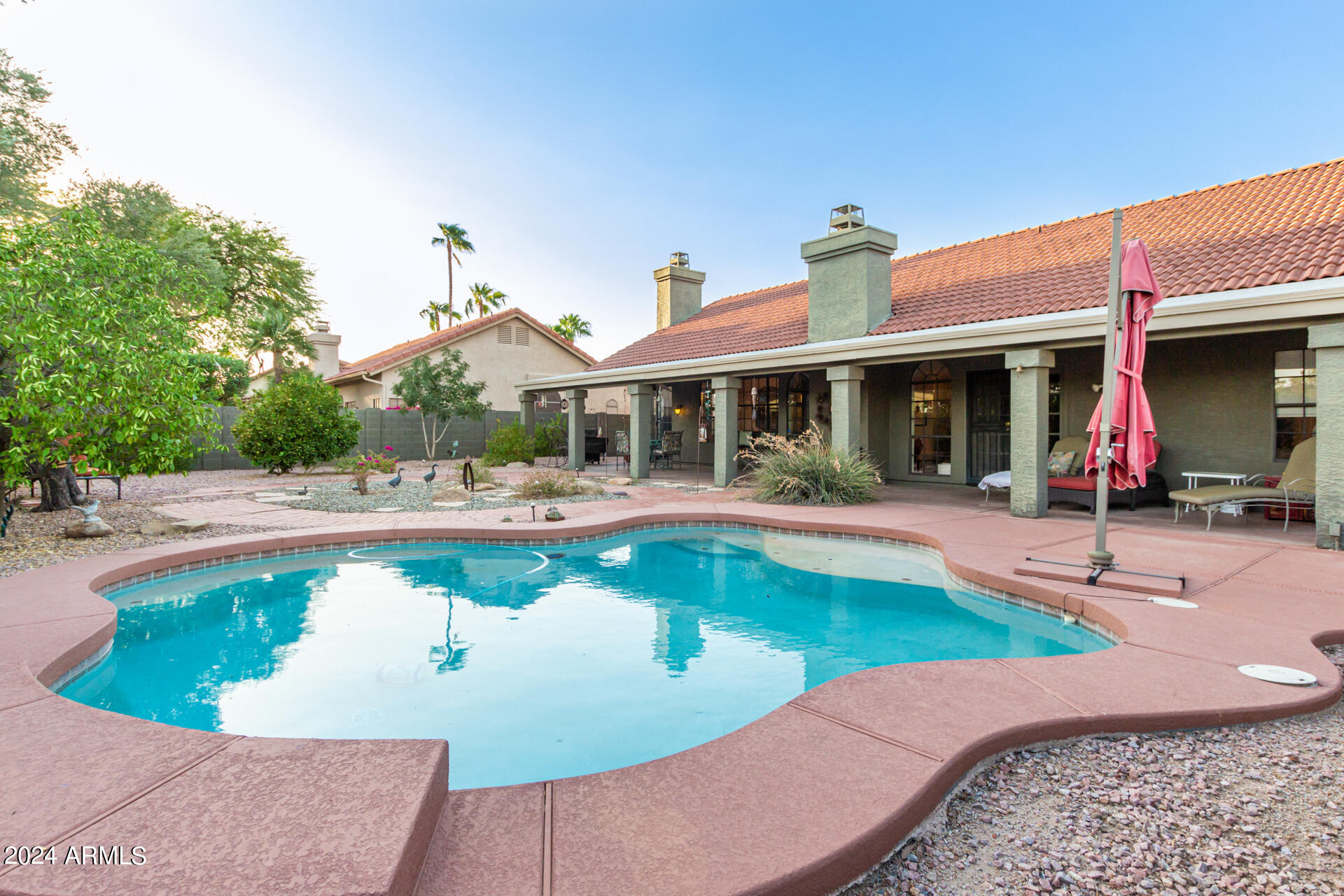 8993 E LUDLOW Drive