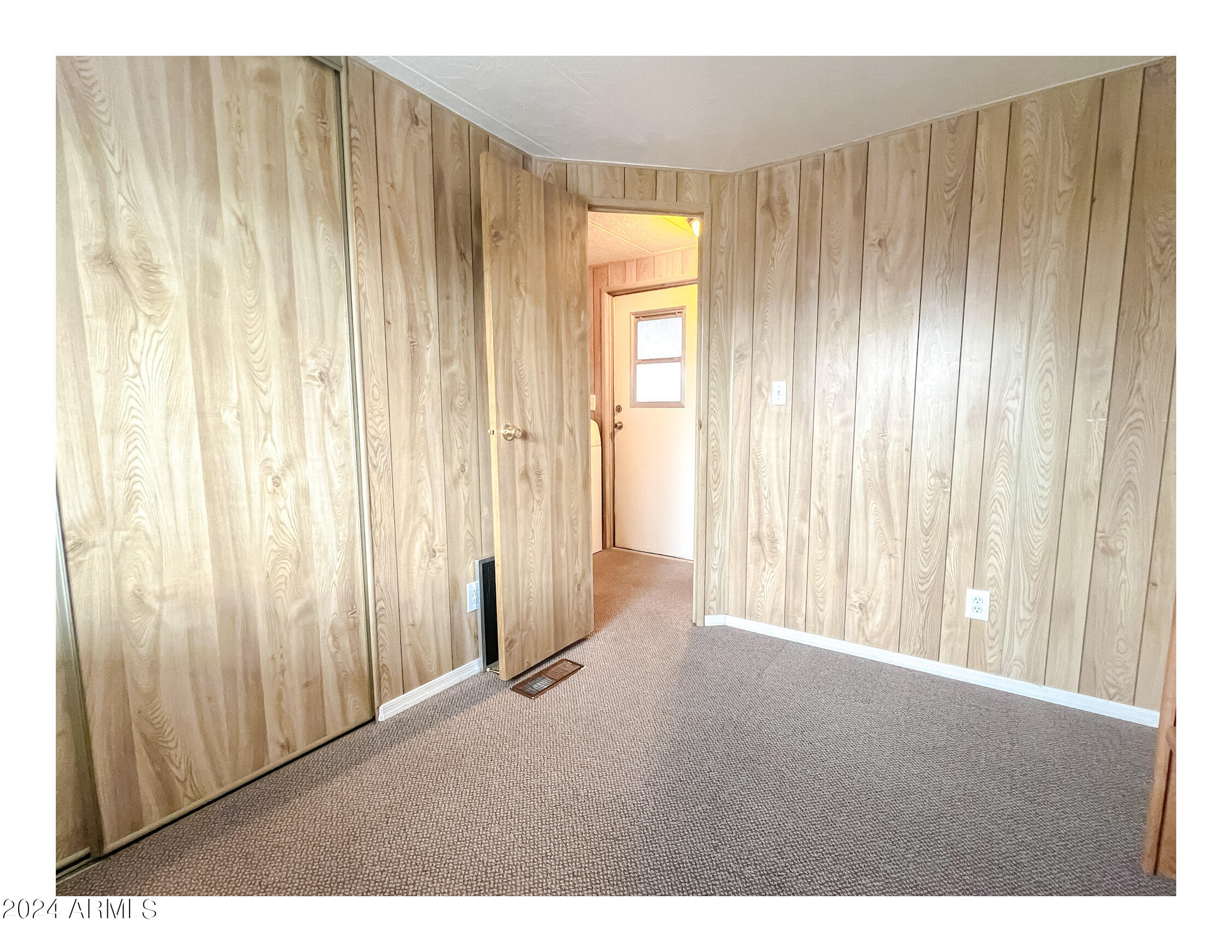 535 S ALMA SCHOOL Road 38