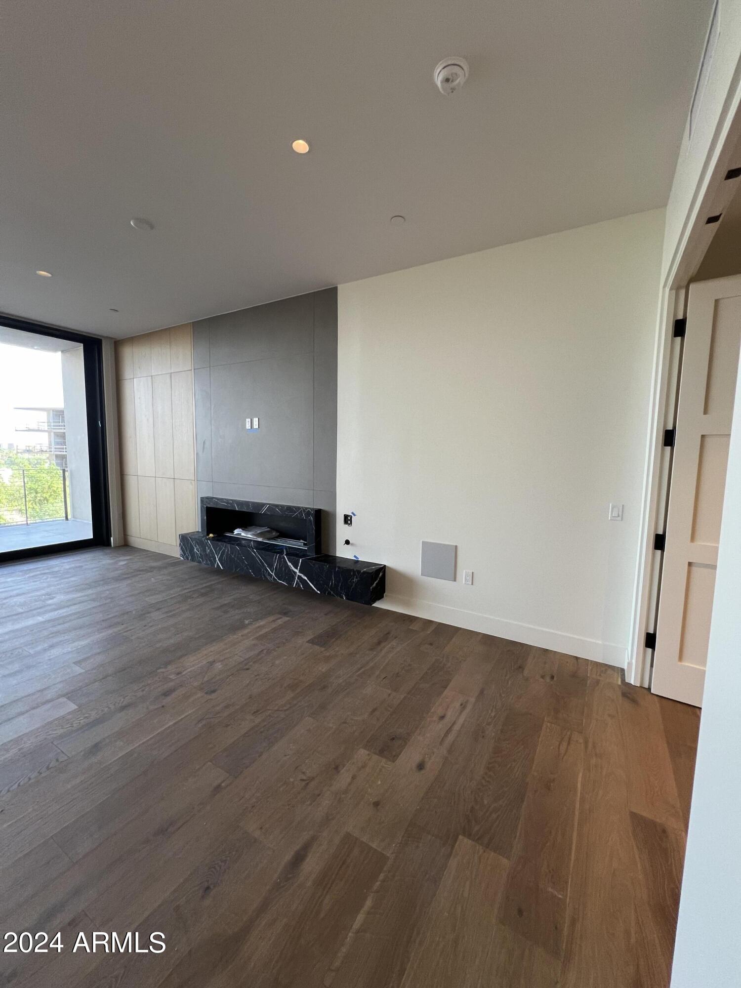 5000 N Camelback Ridge Road 104