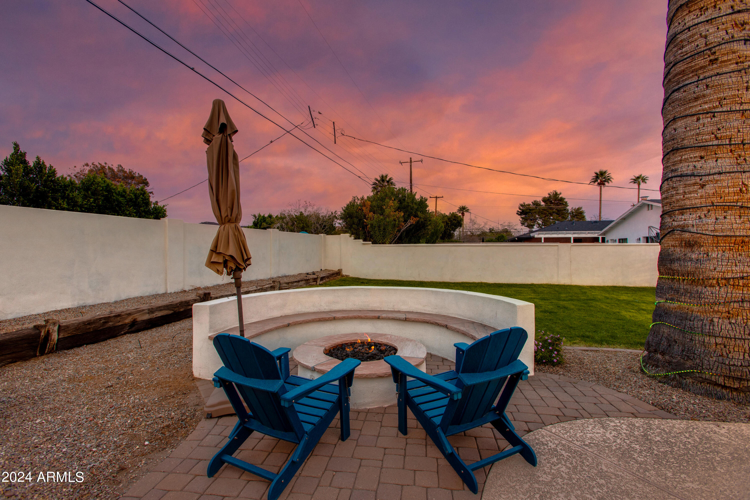 3536 E MEADOWBROOK Avenue