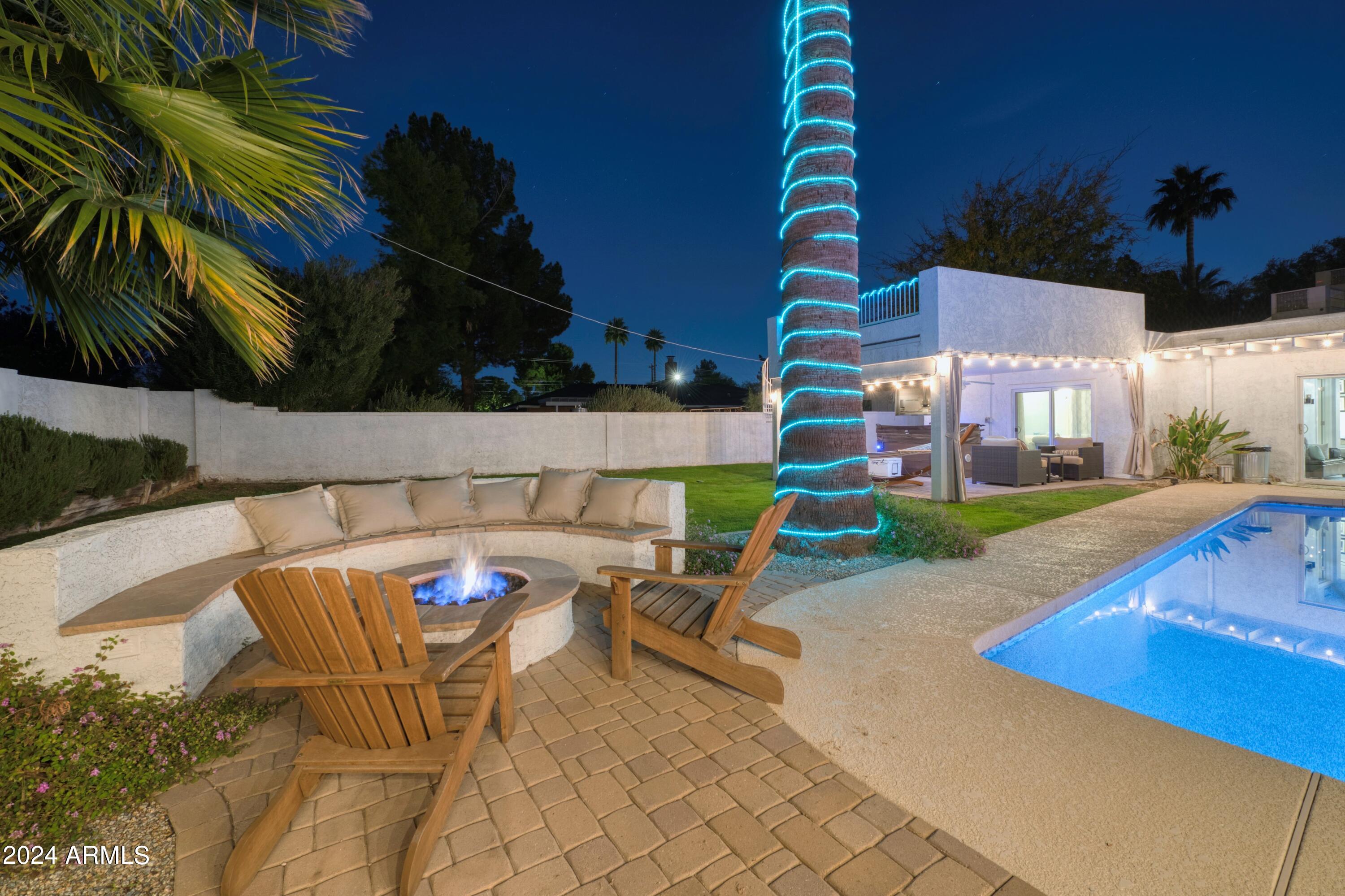 3536 E MEADOWBROOK Avenue