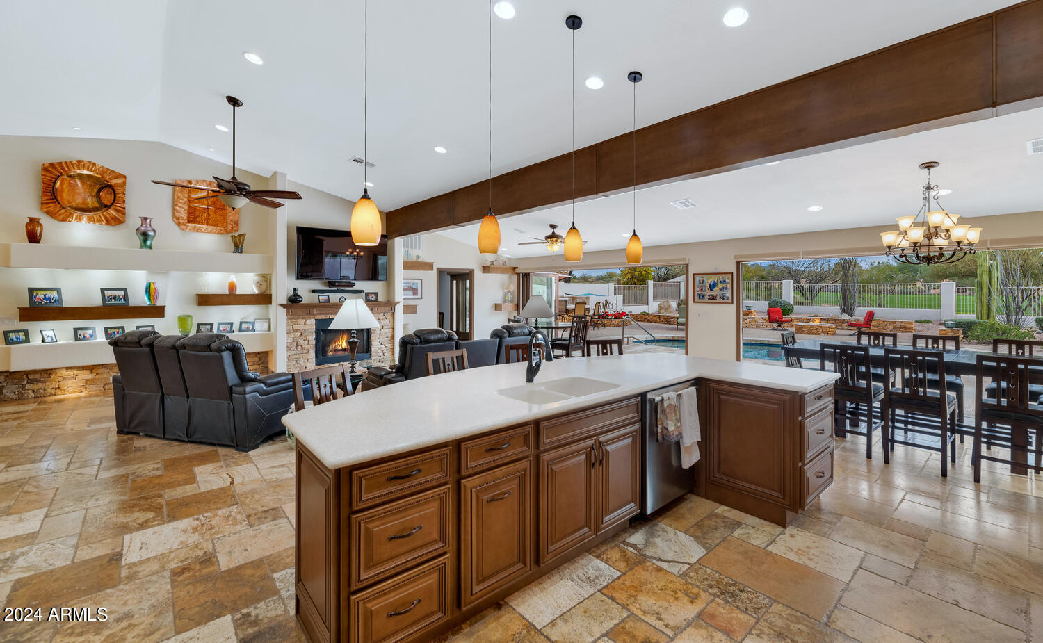 4422 E BARWICK Drive