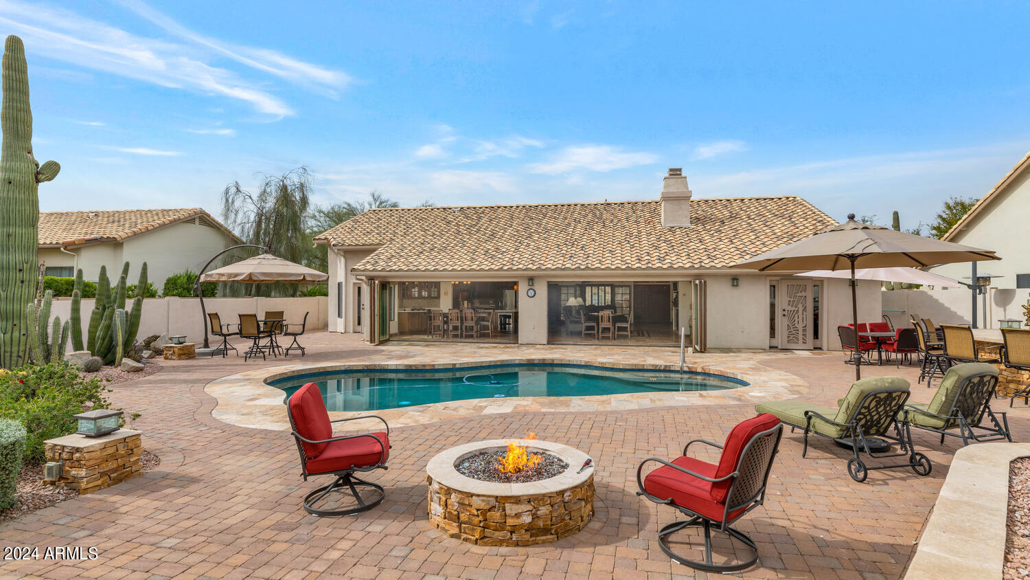 4422 E BARWICK Drive