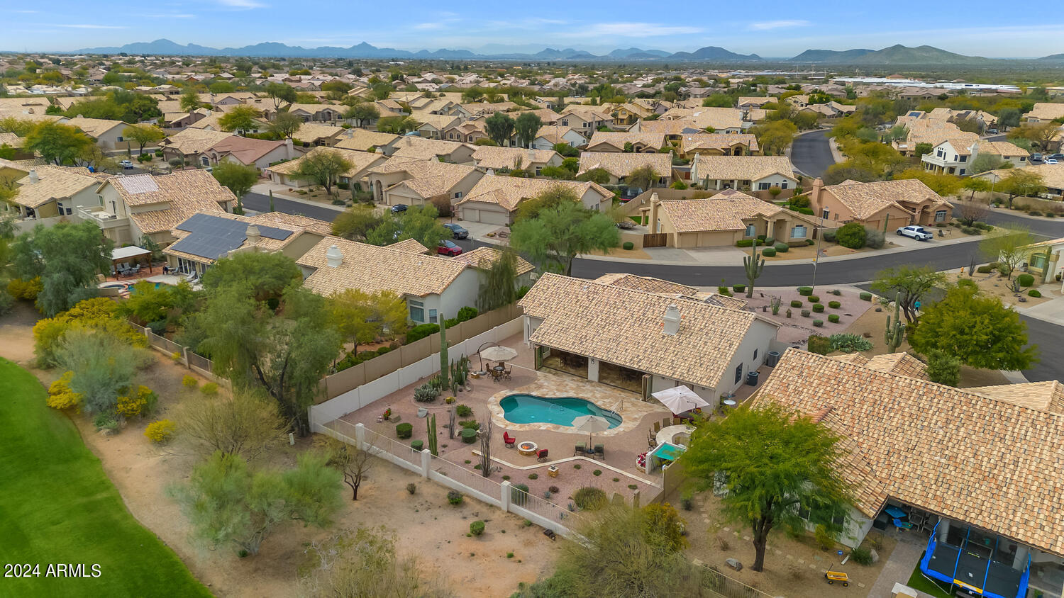 4422 E BARWICK Drive