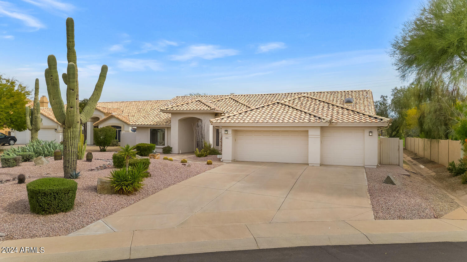 4422 E BARWICK Drive