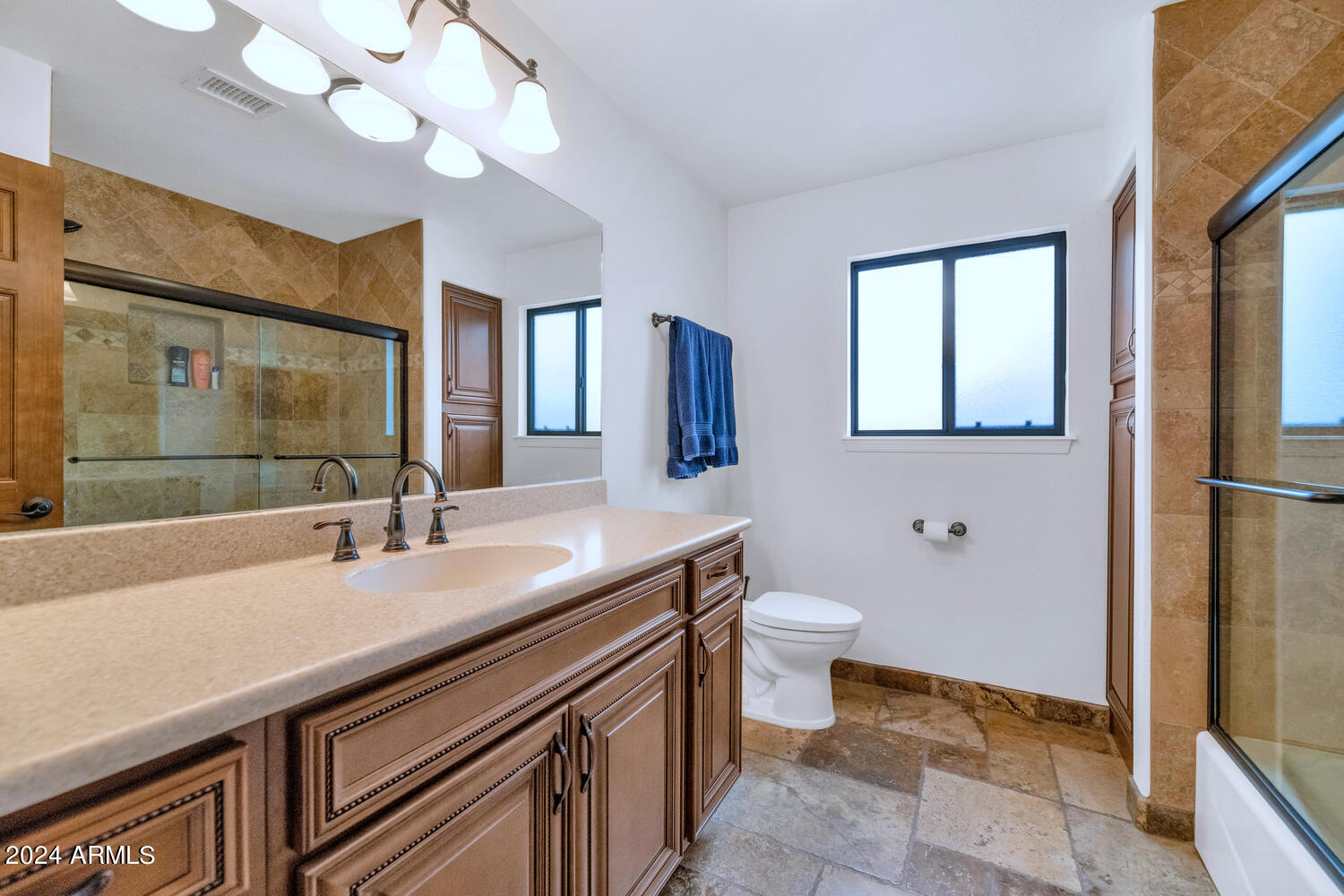 4422 E BARWICK Drive